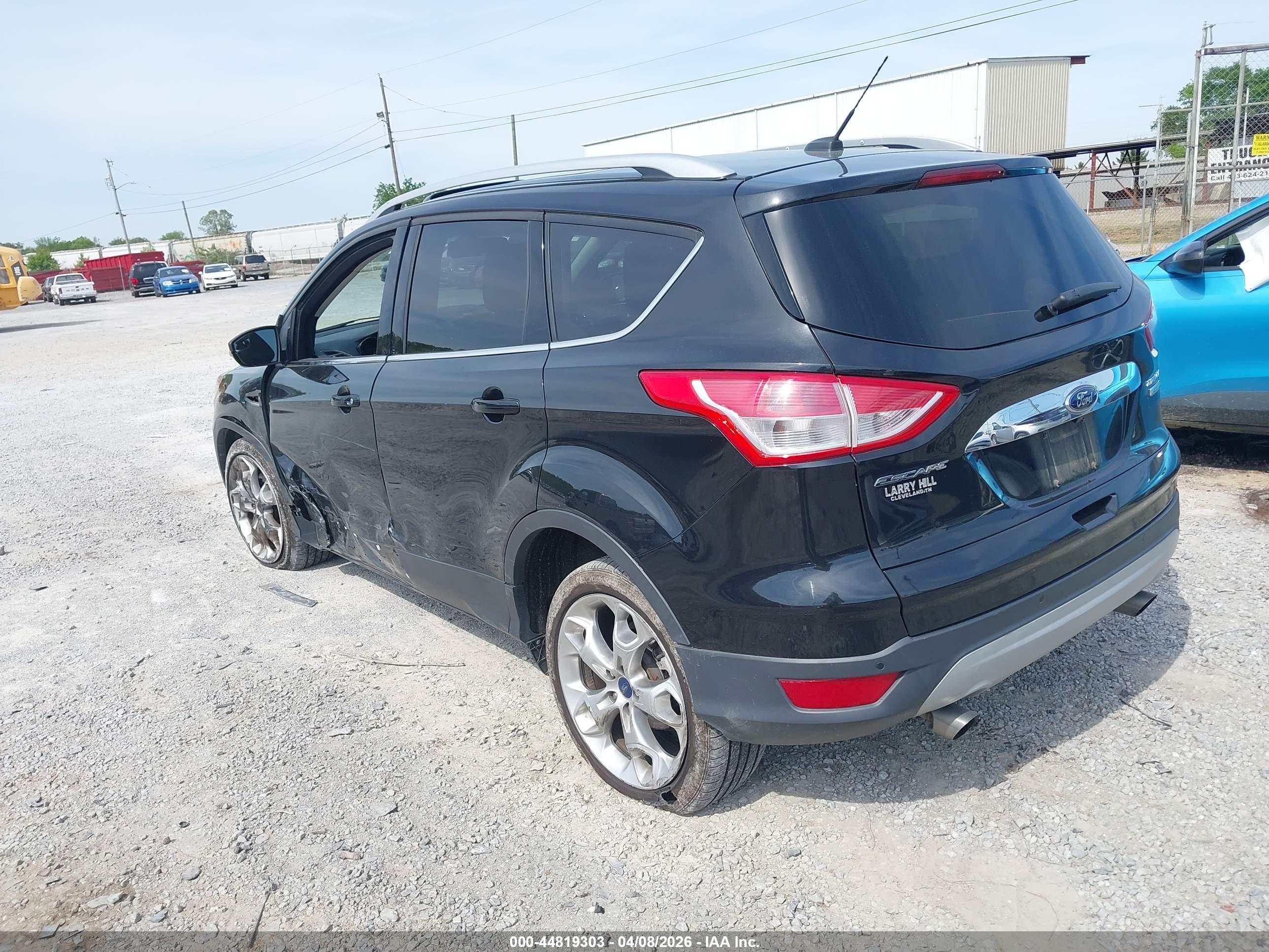 FORD ESCAPE image 3
