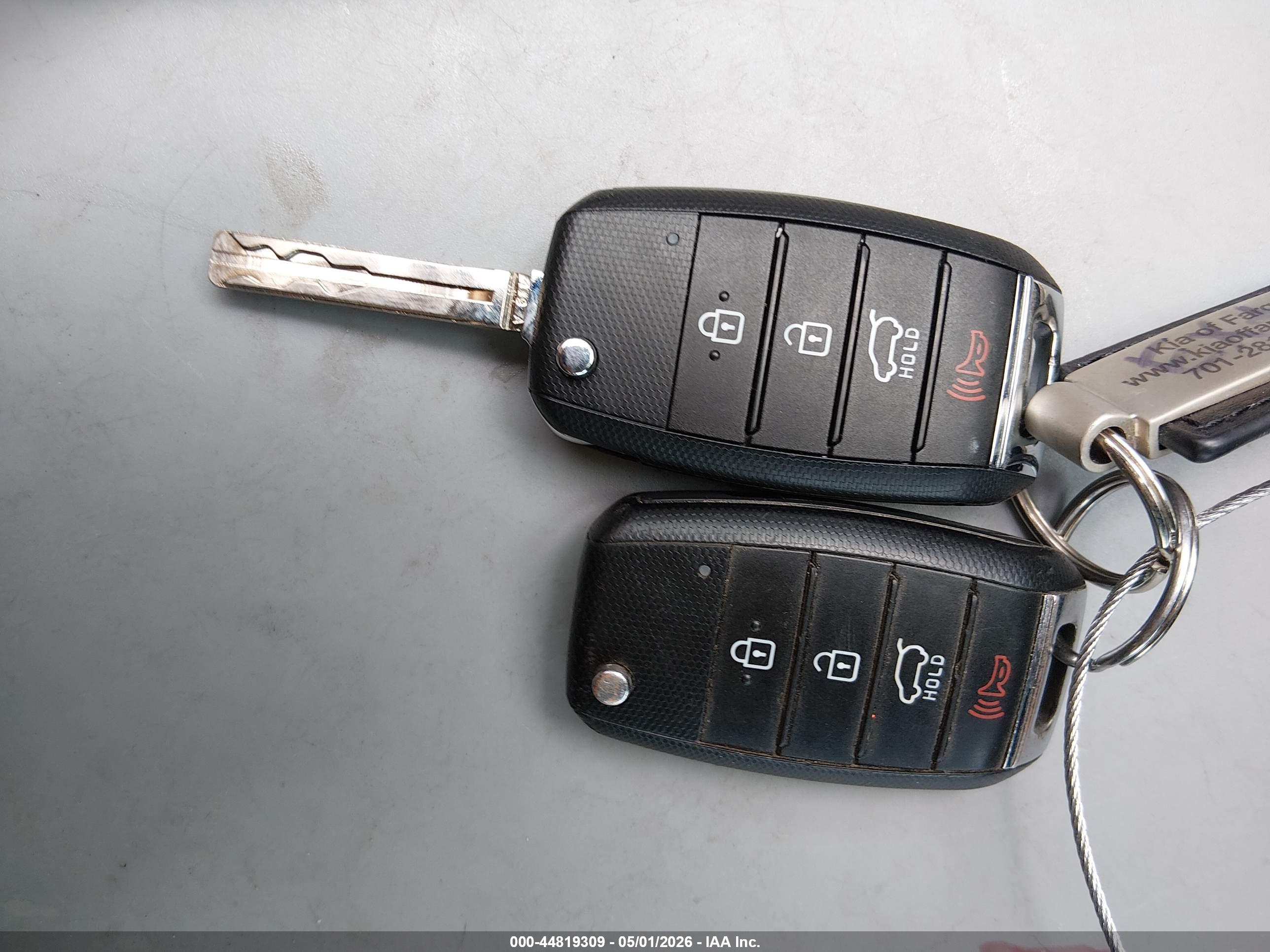 KIA SPORTAGE image 11