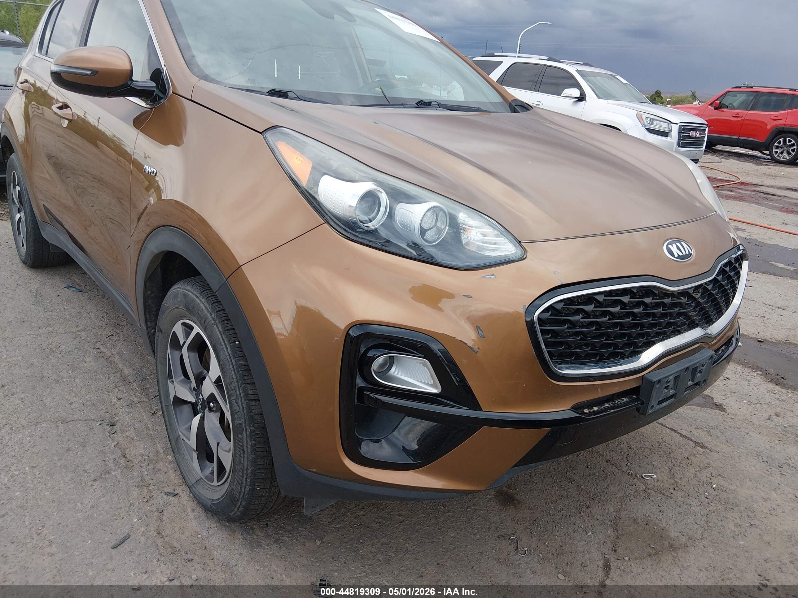KIA SPORTAGE image 6