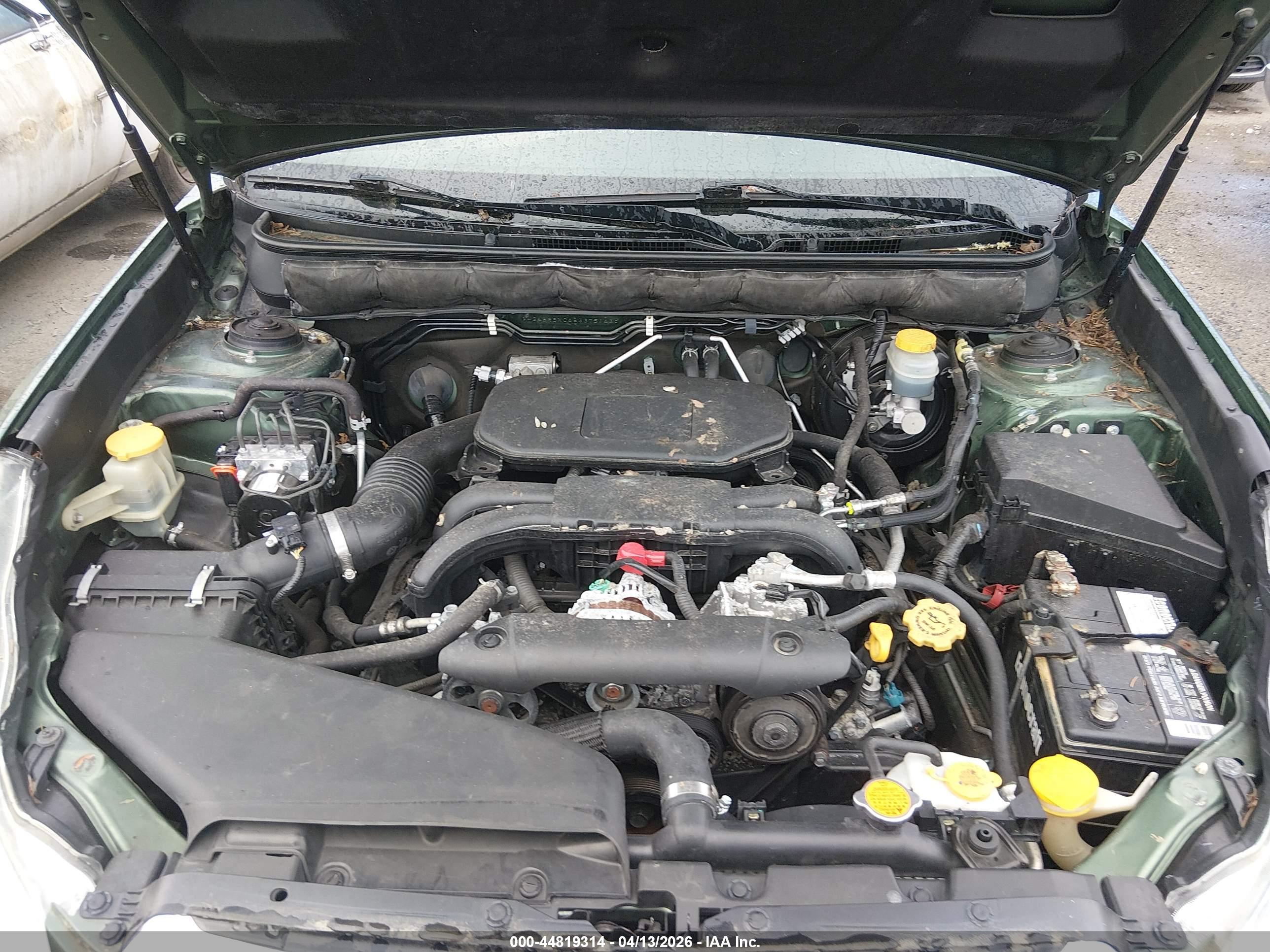 SUBARU OUTBACK image 10