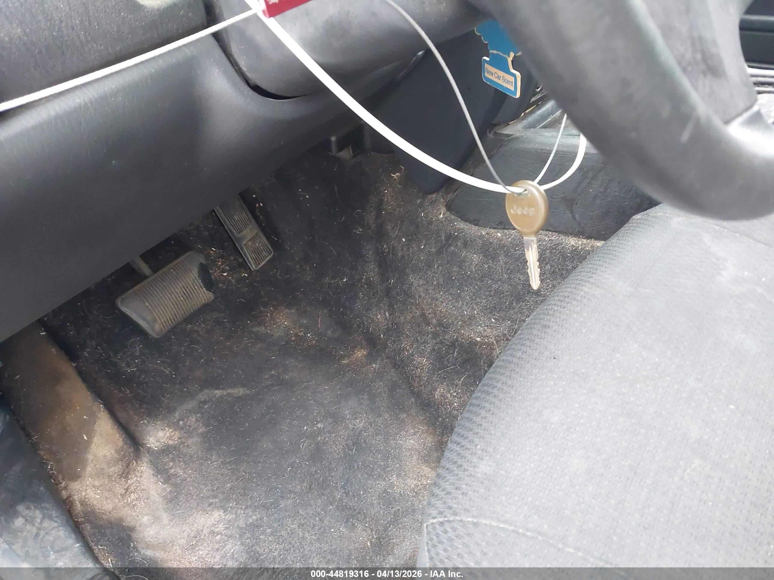 JEEP GRAND image 11