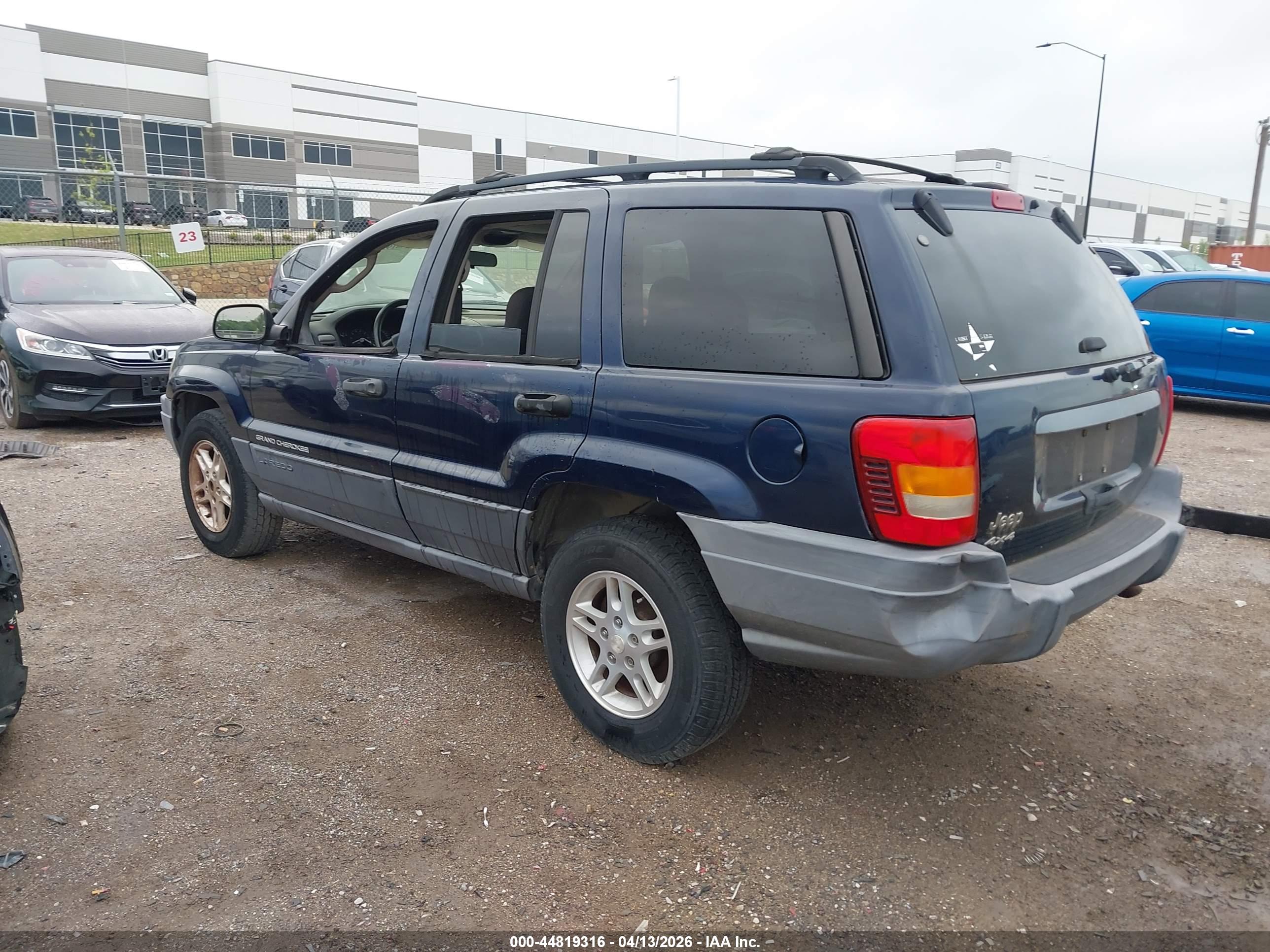 JEEP GRAND image 3