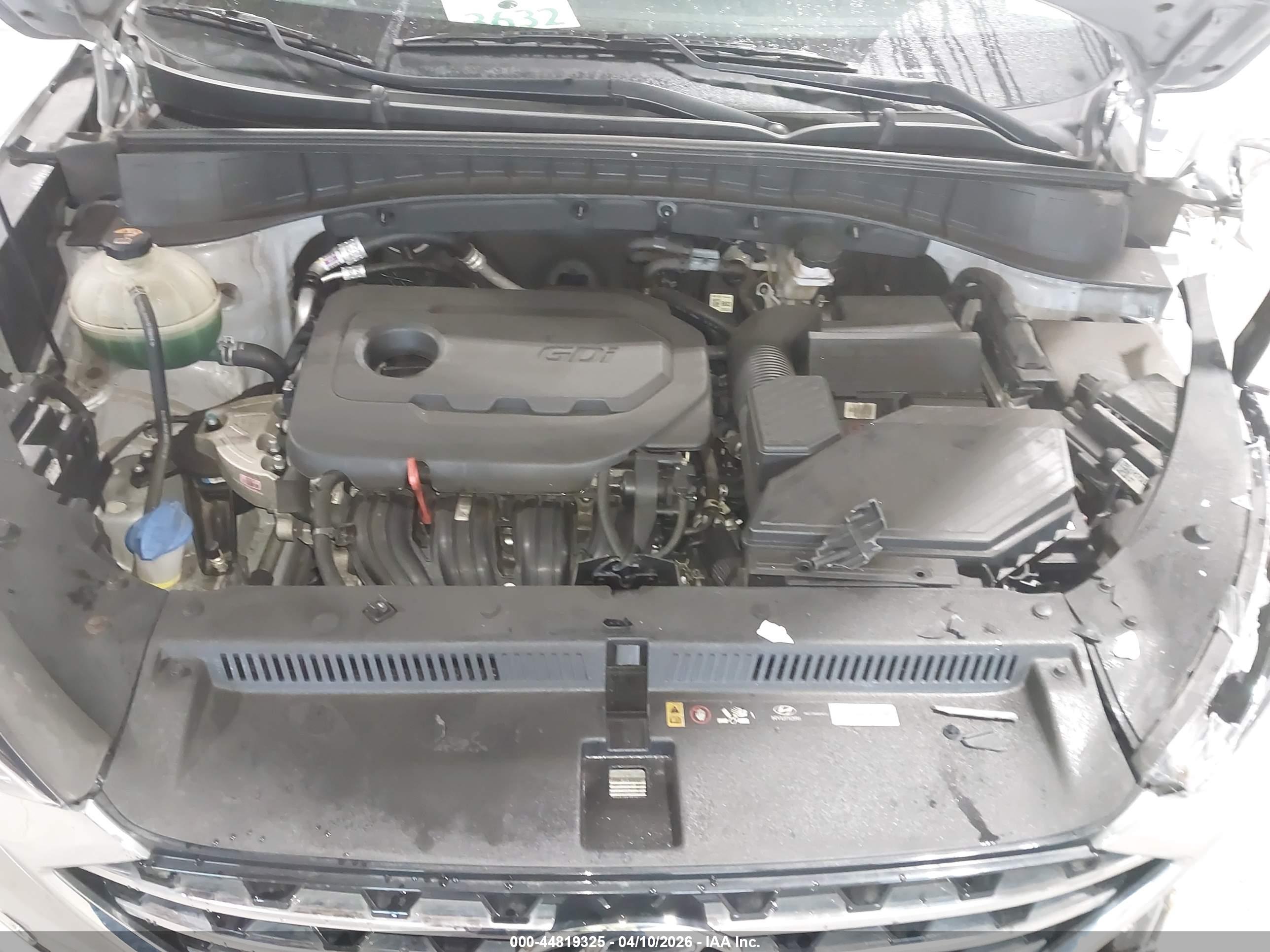HYUNDAI TUCSON image 10