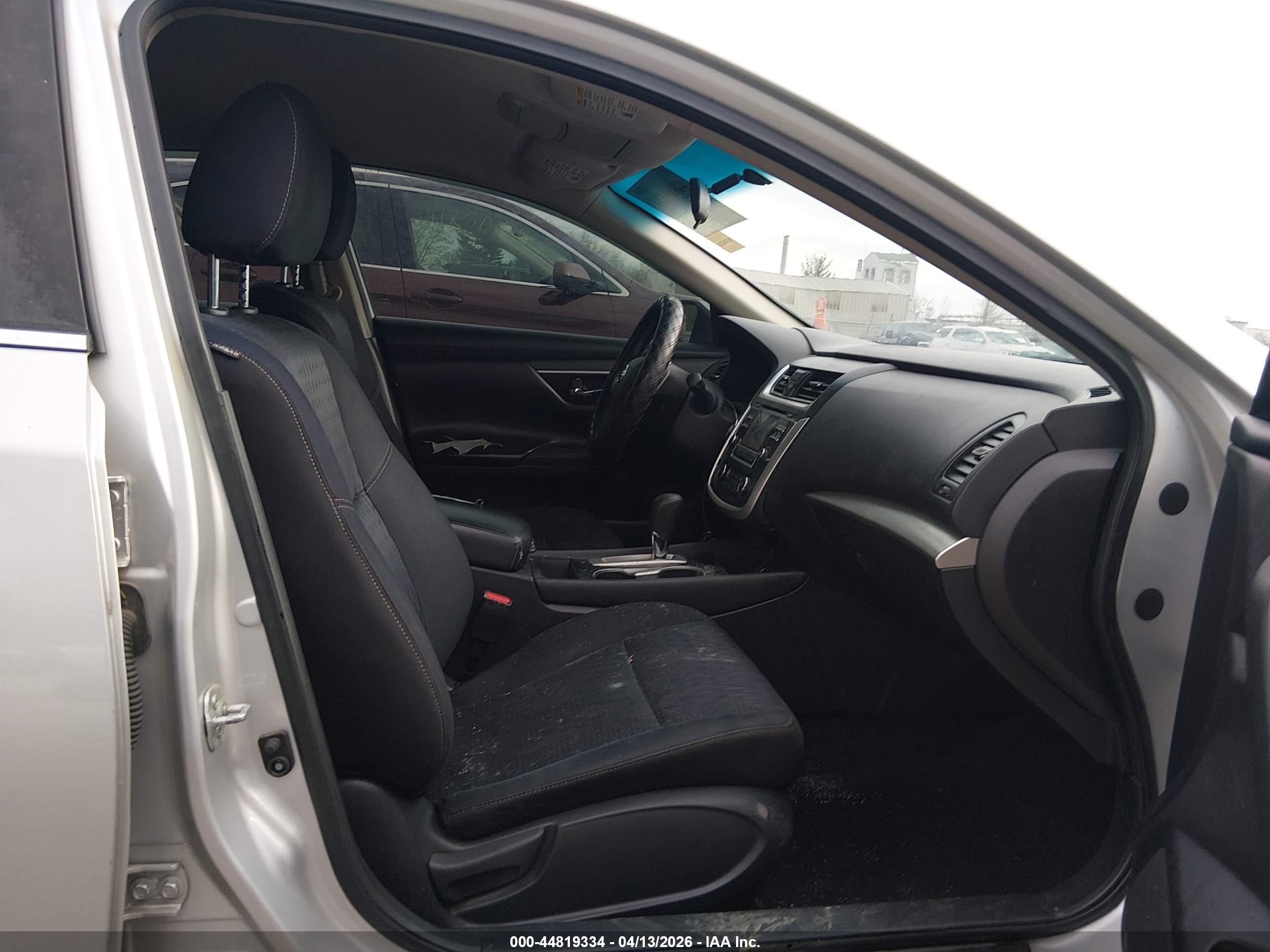 NISSAN ALTIMA image 5