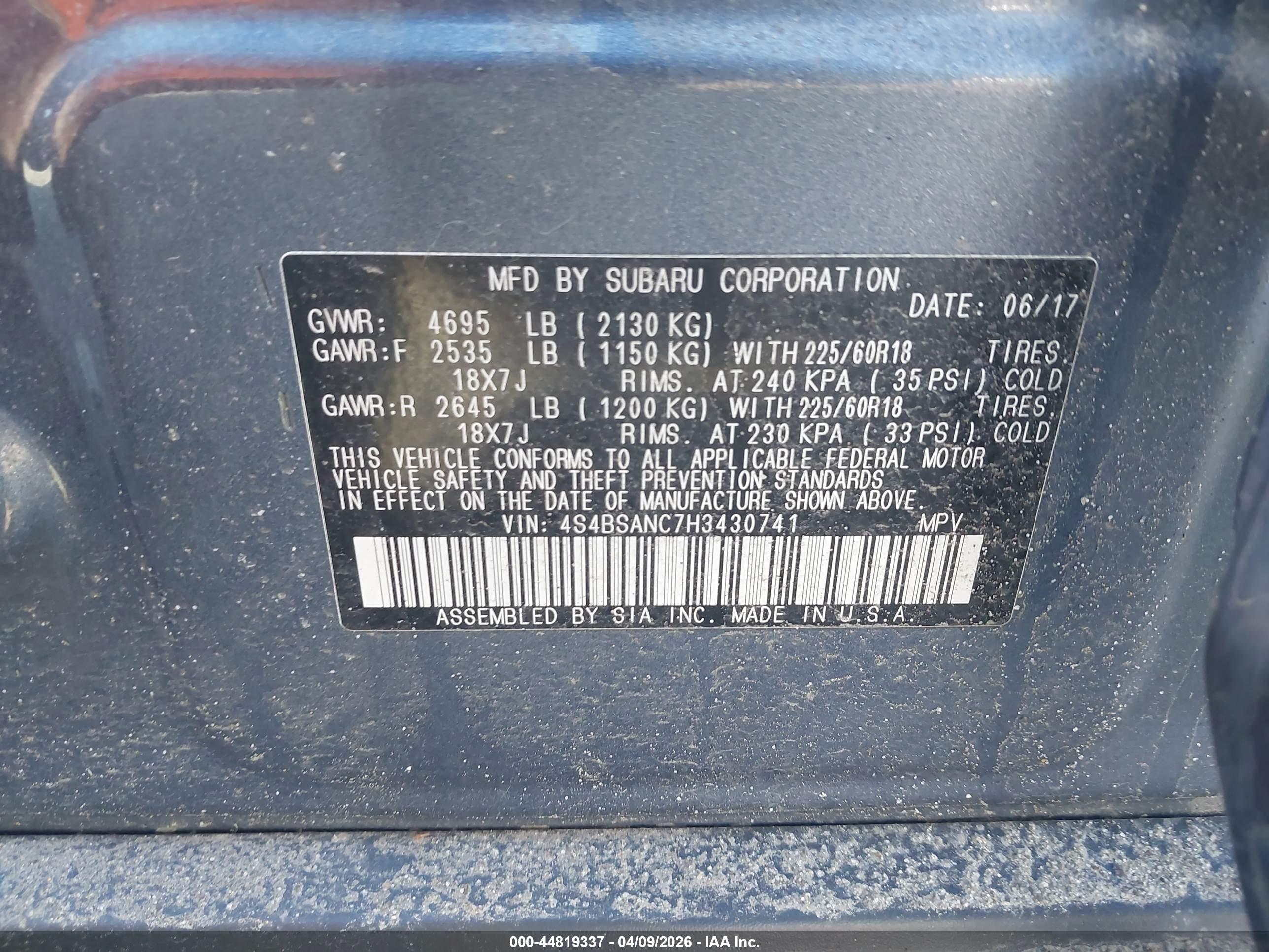 SUBARU OUTBACK image 9