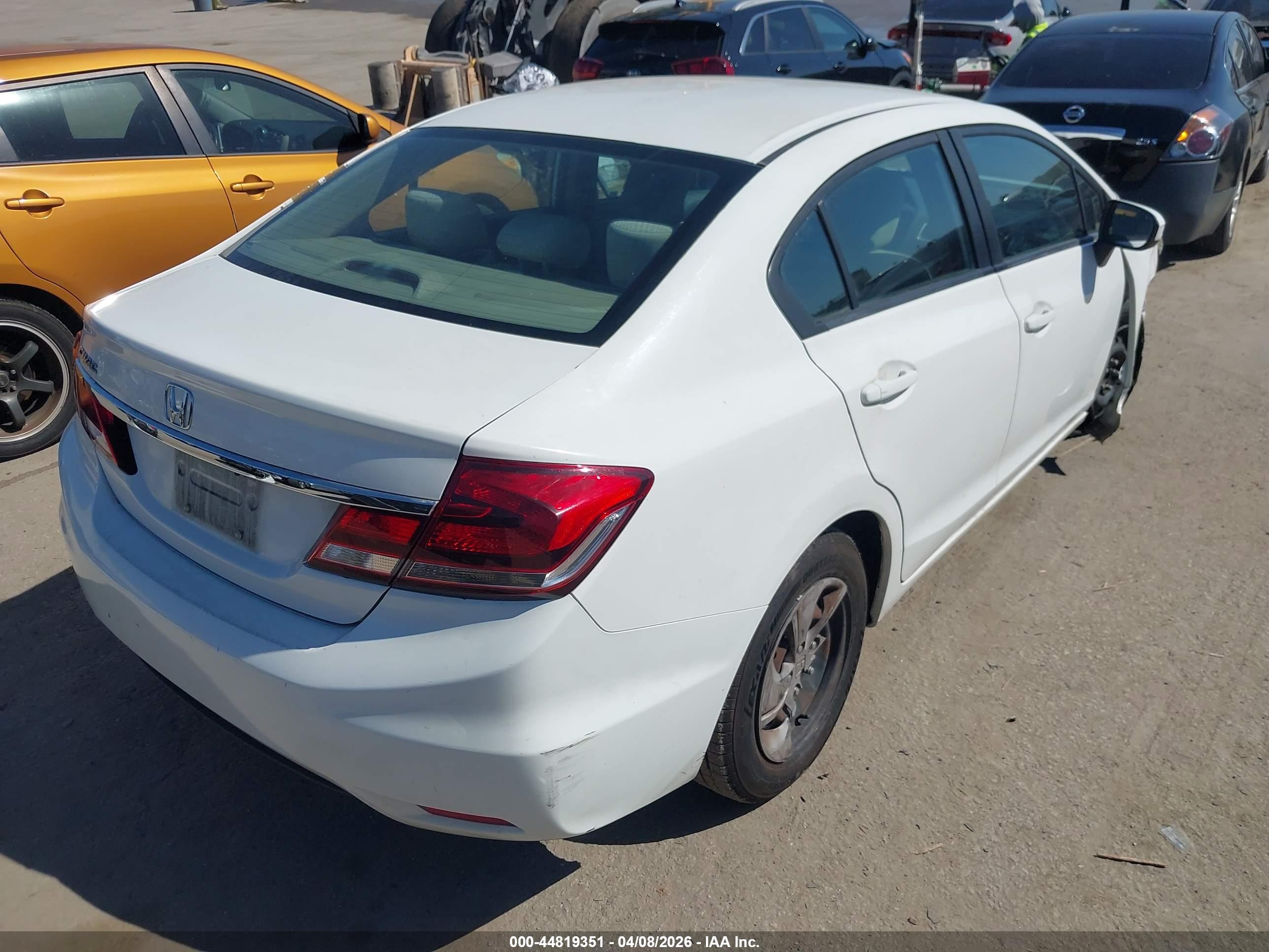 HONDA CIVIC image 4