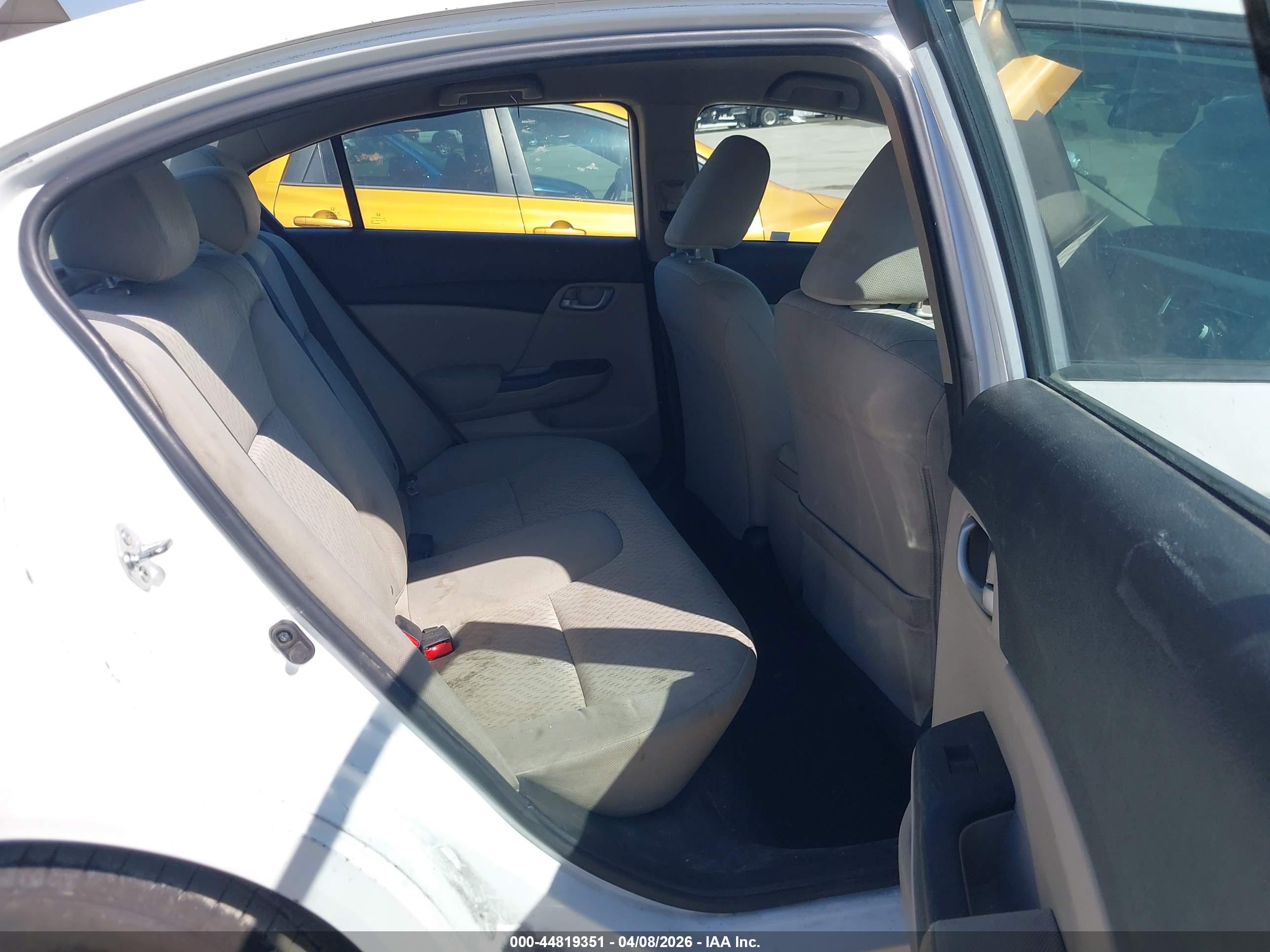 HONDA CIVIC image 8