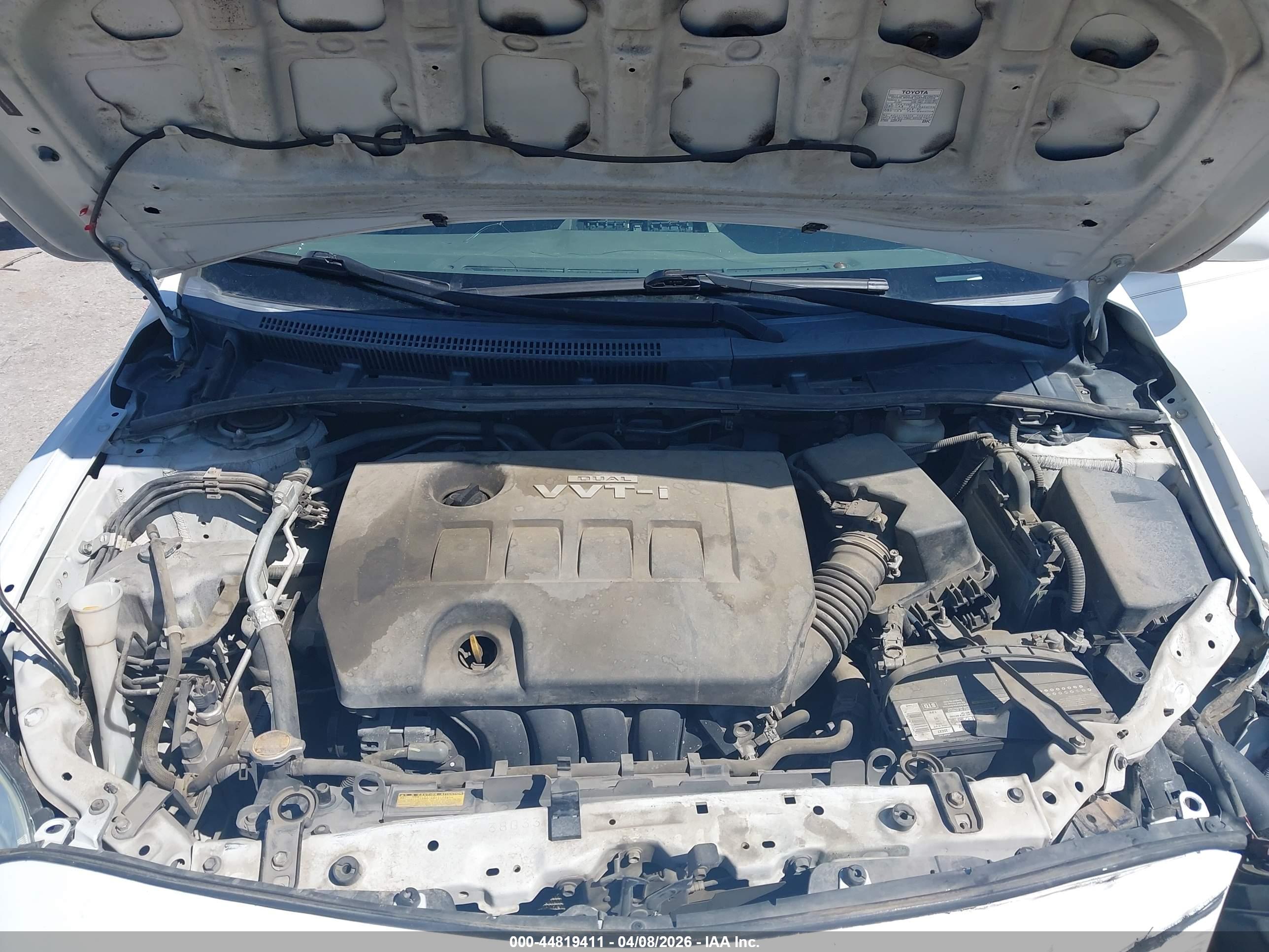 TOYOTA COROLLA image 10