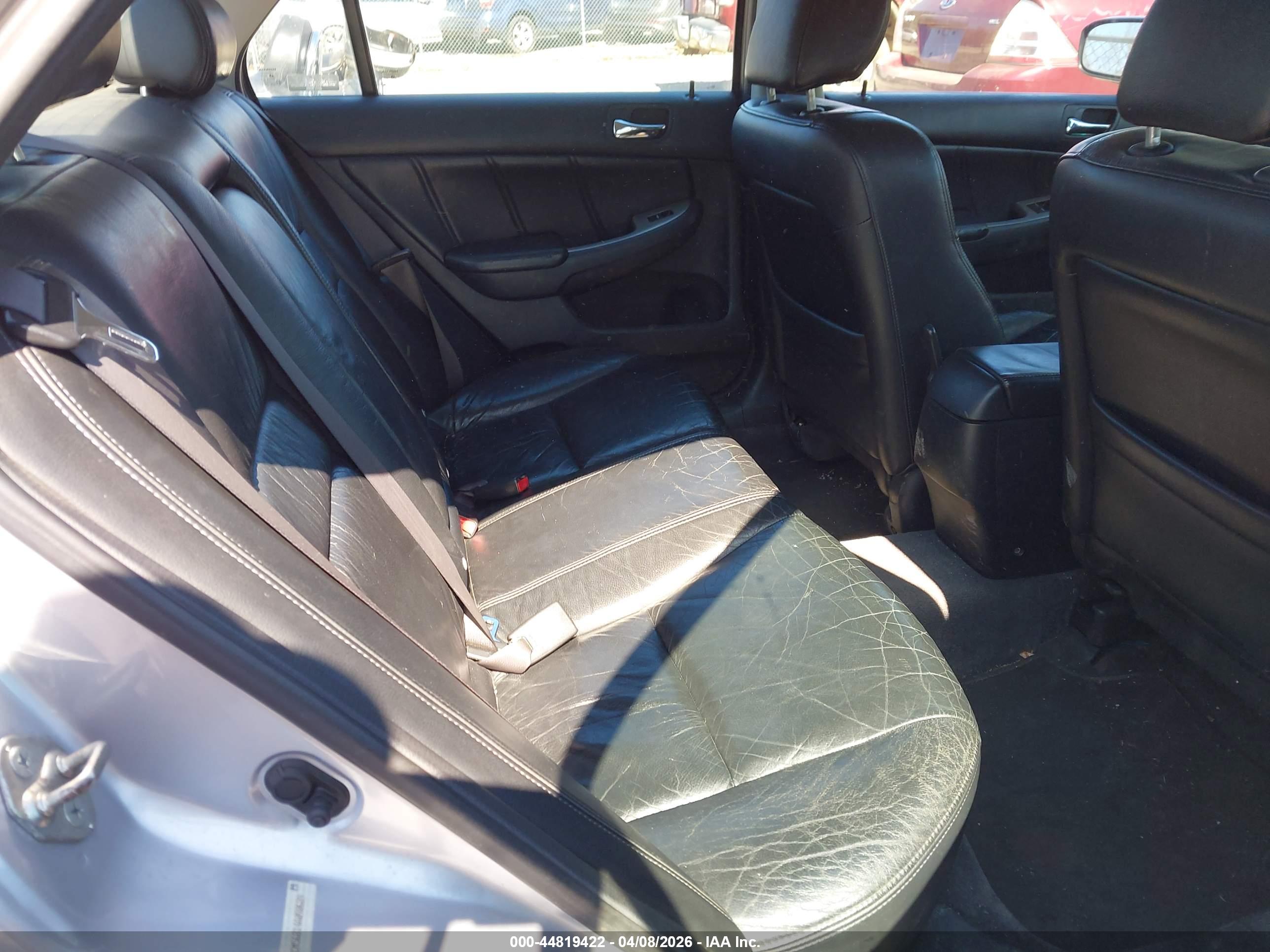 HONDA ACCORD image 8