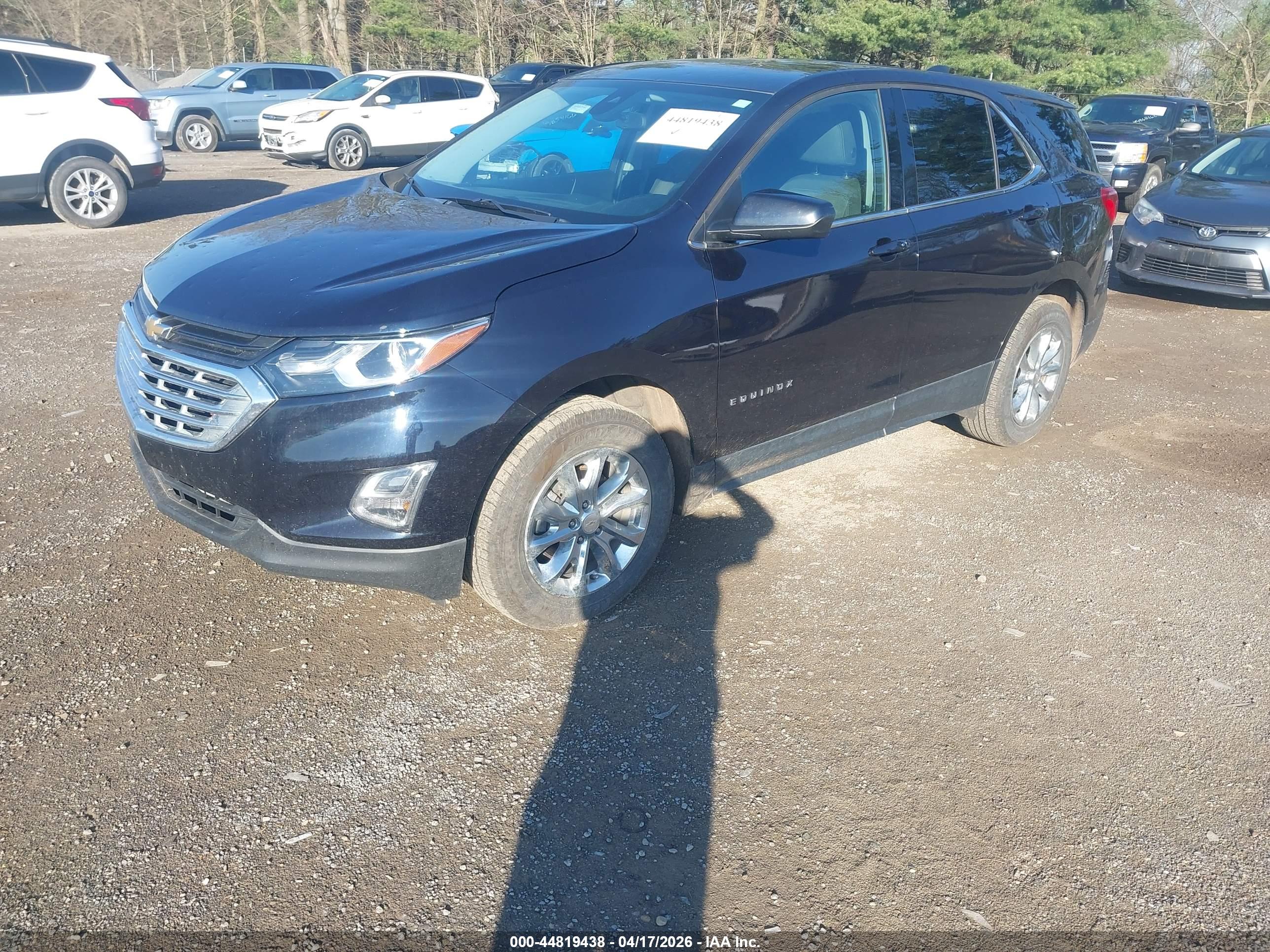CHEVROLET EQUINOX image 2