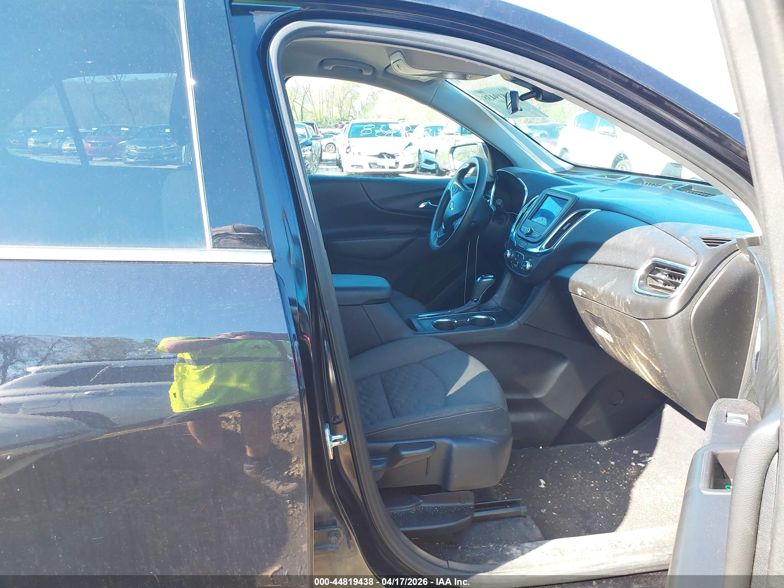 CHEVROLET EQUINOX image 5
