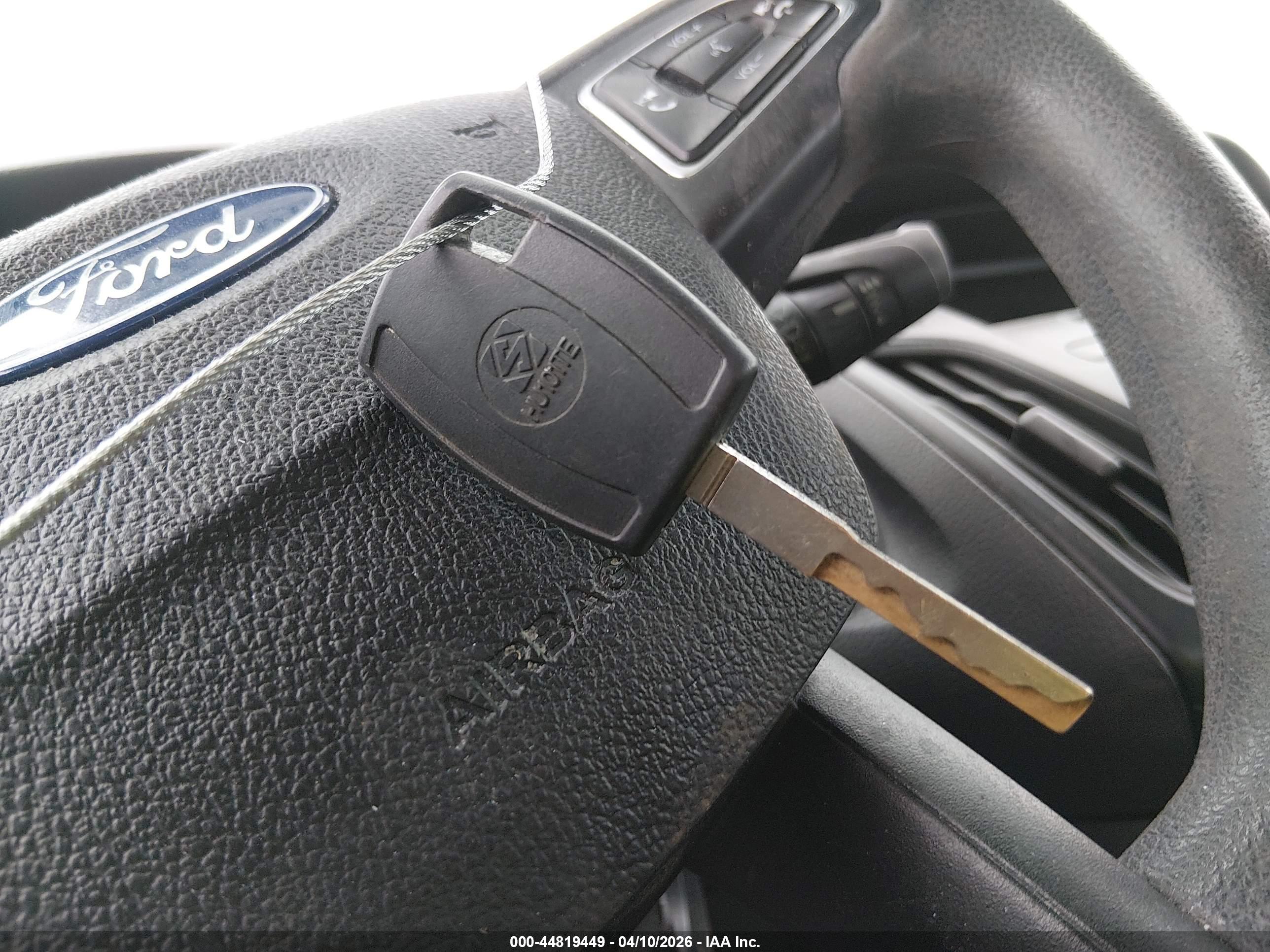 FORD FOCUS image 11