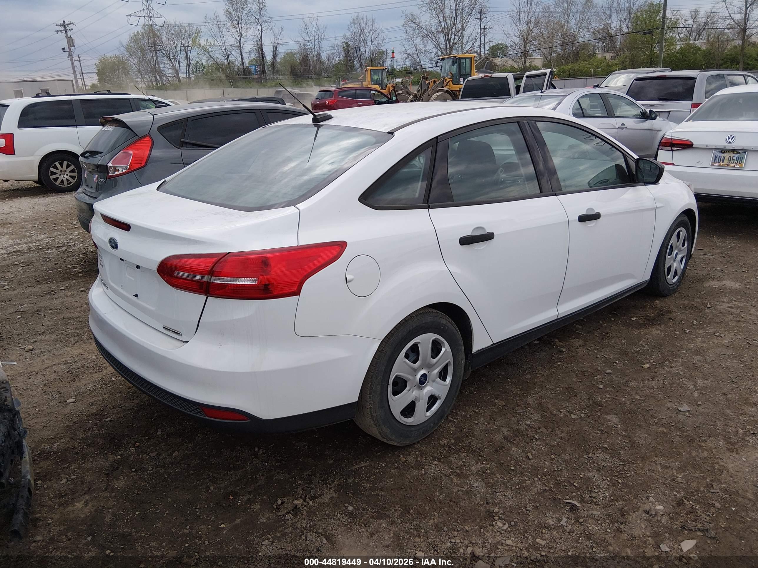 FORD FOCUS image 4