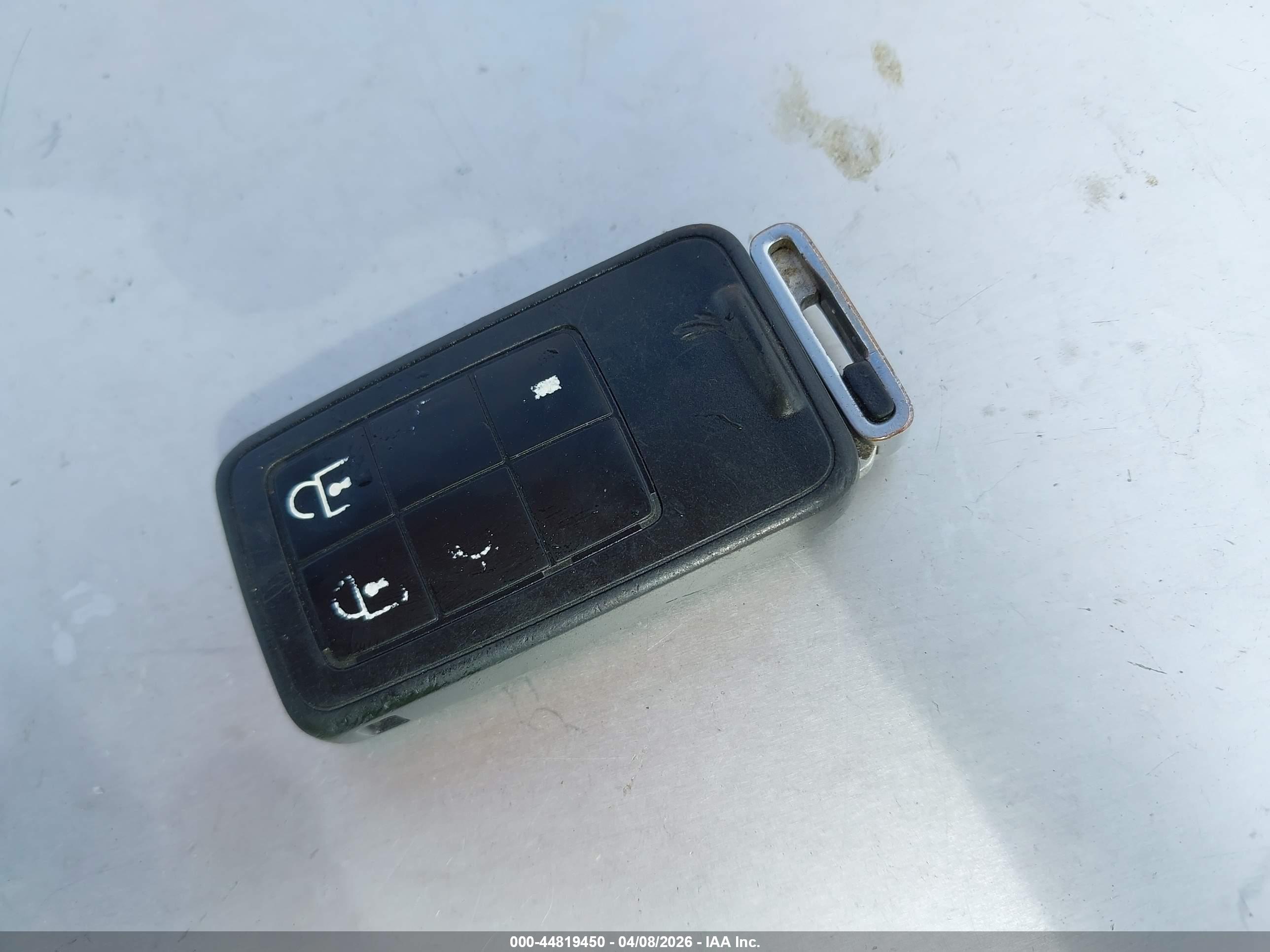 VOLVO S80 image 11