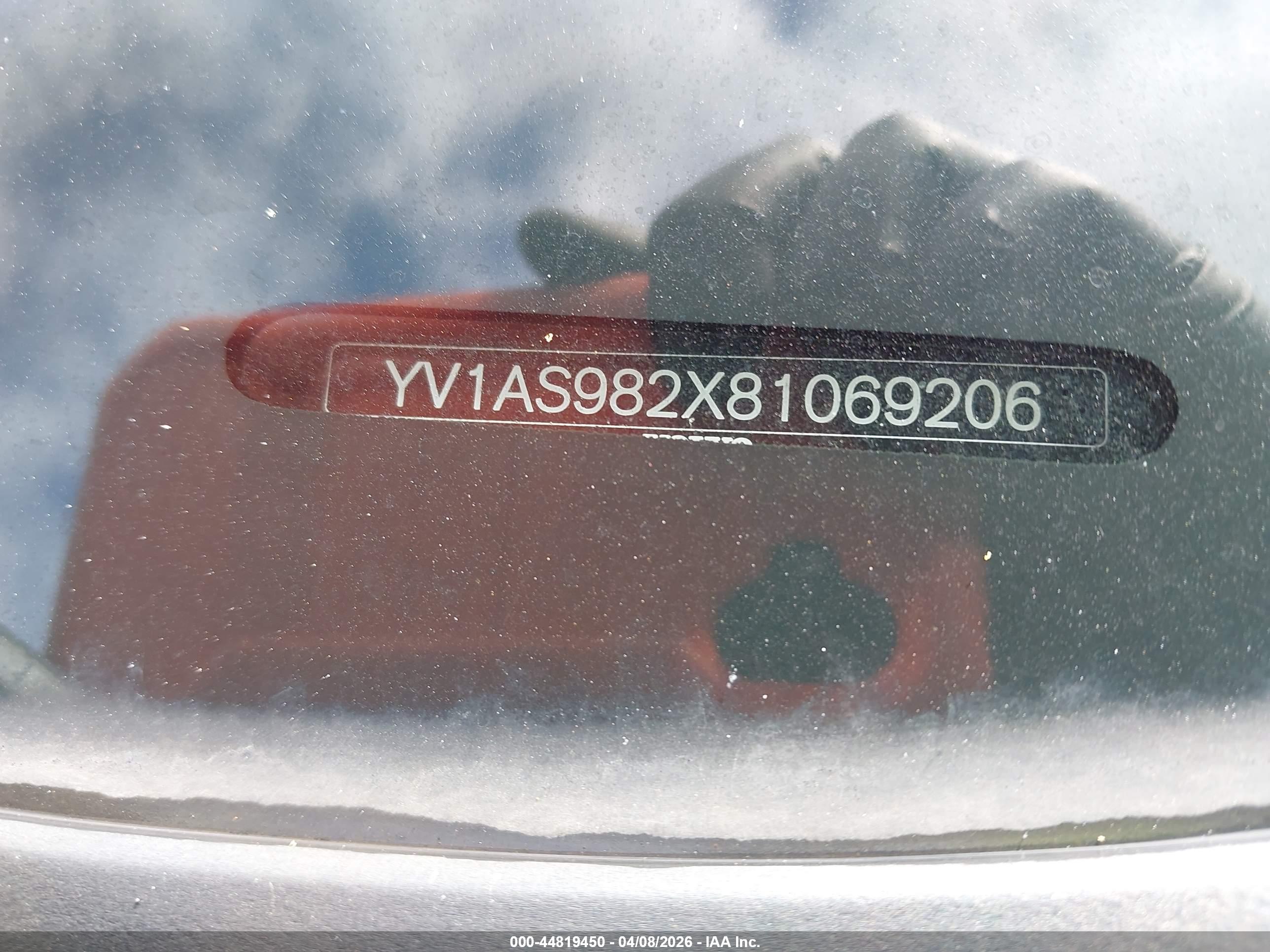 VOLVO S80 image 9