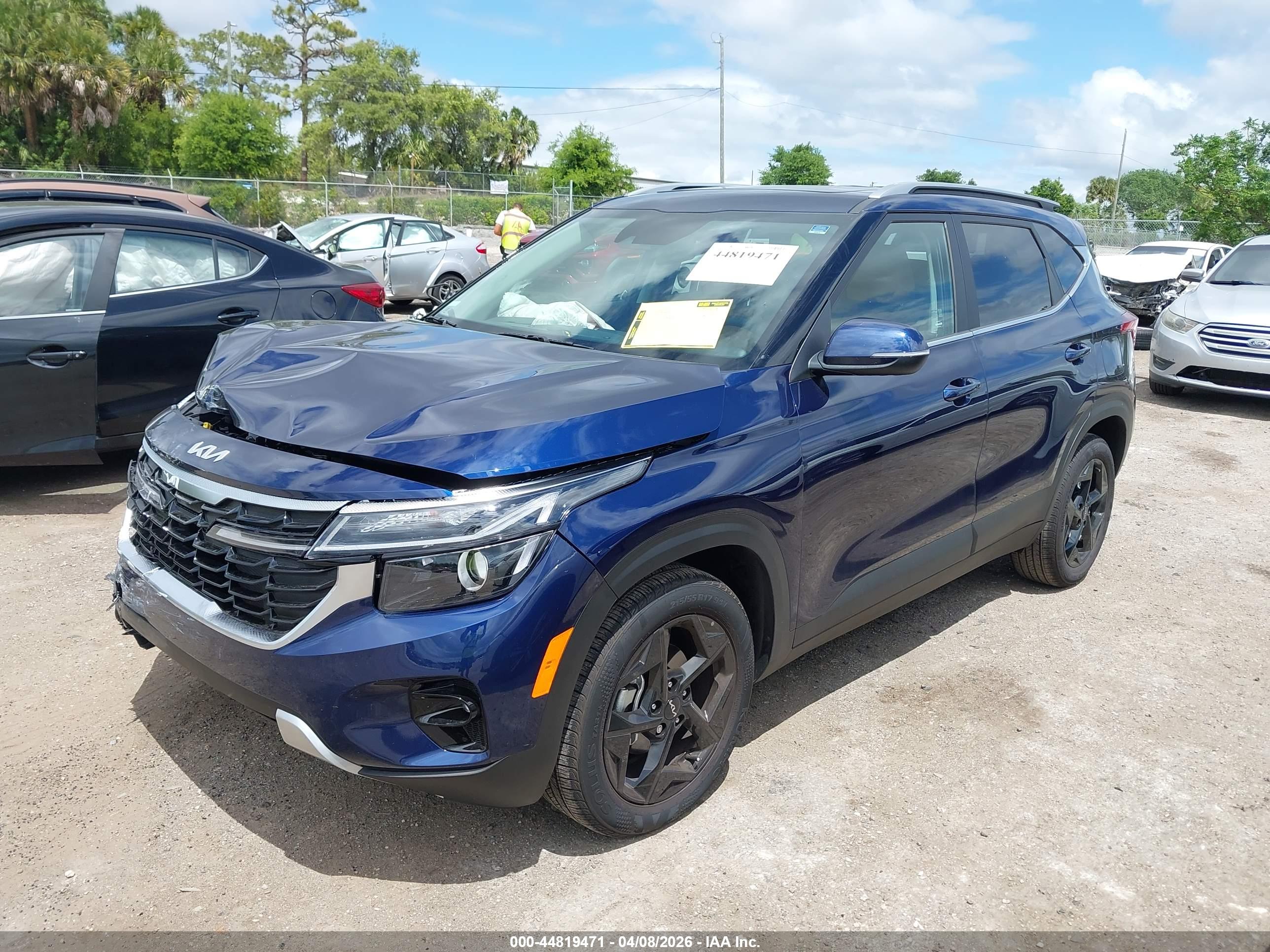 KIA SELTOS image 2