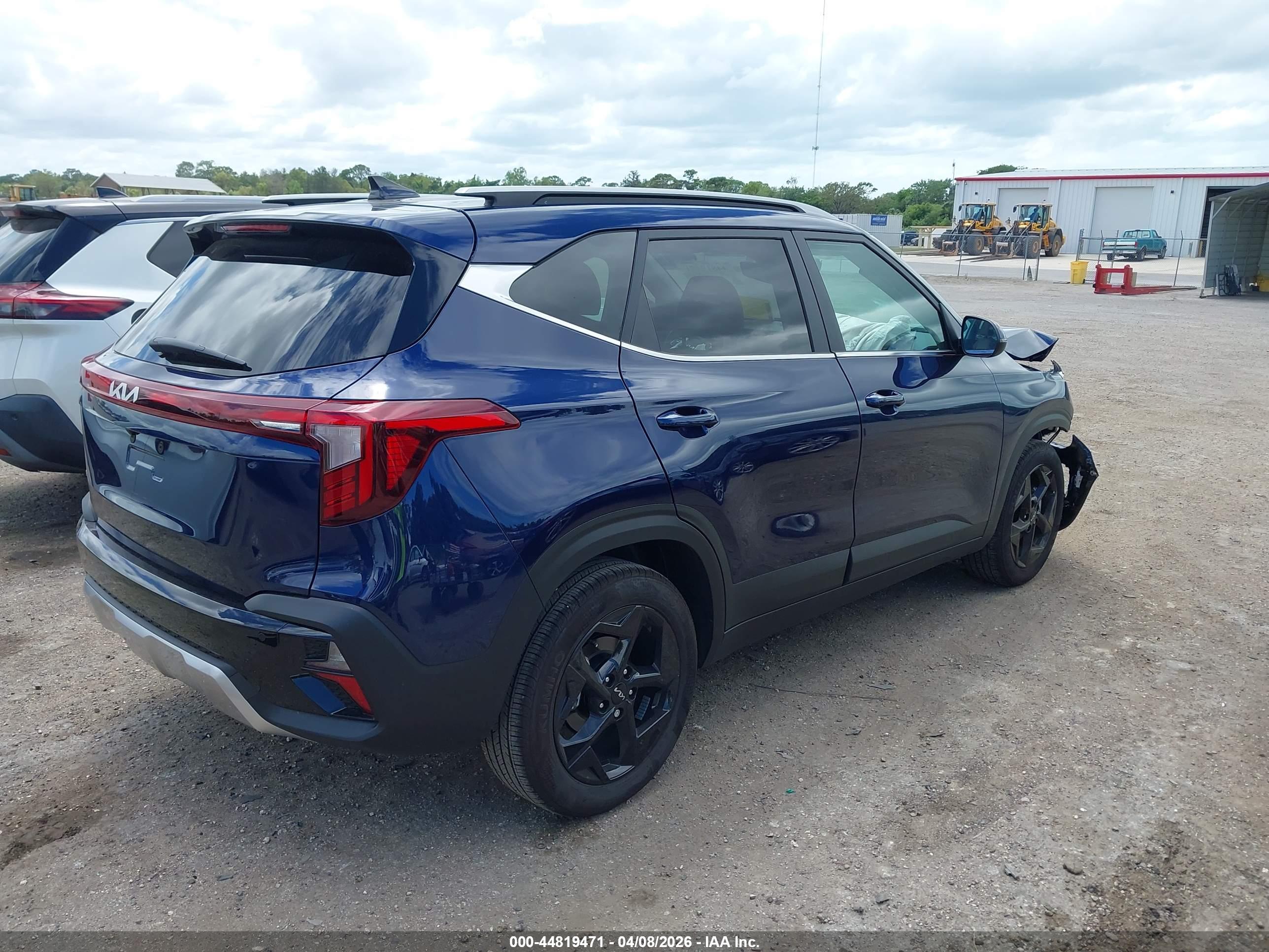 KIA SELTOS image 4