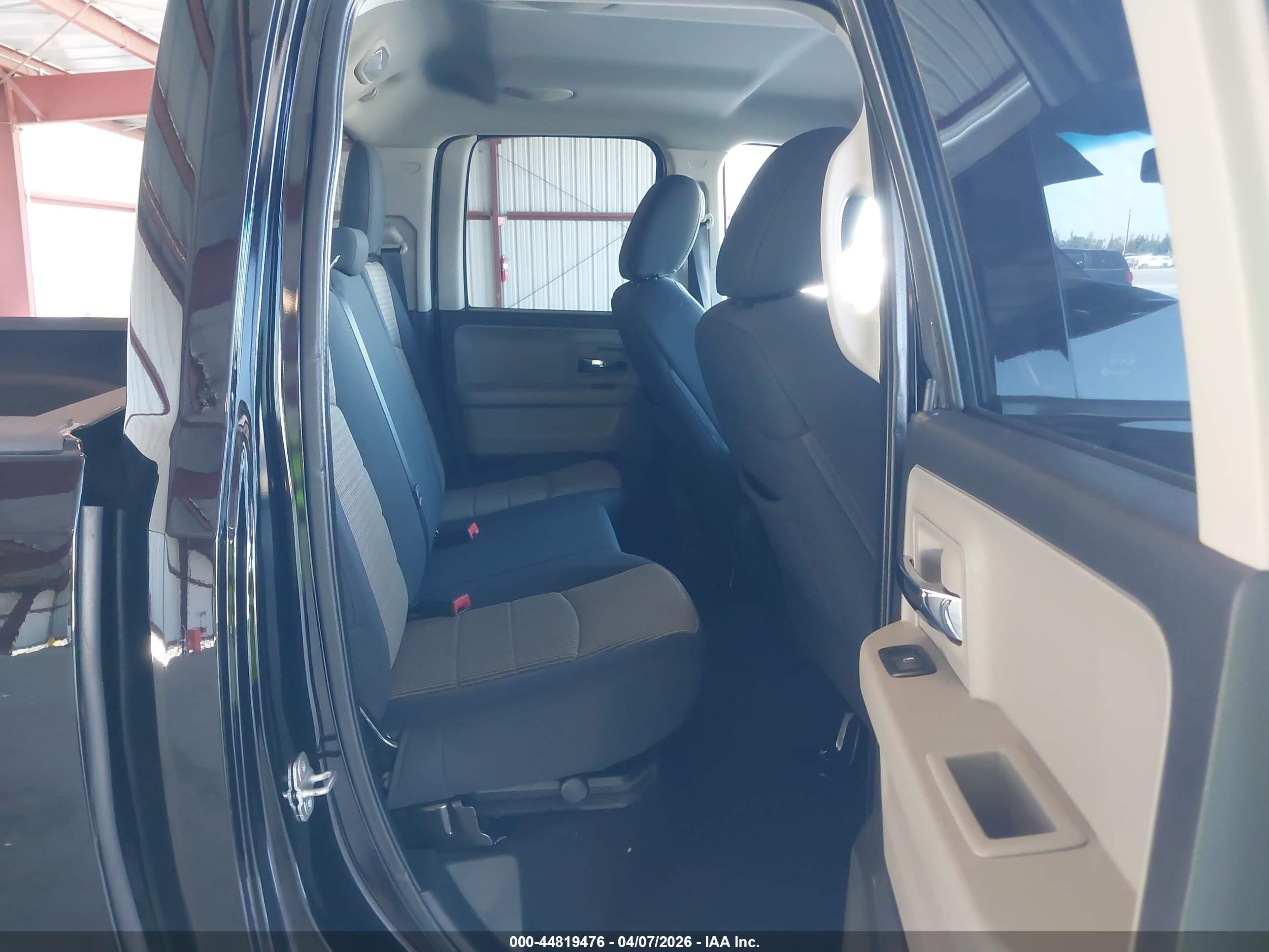 RAM 1500 image 8