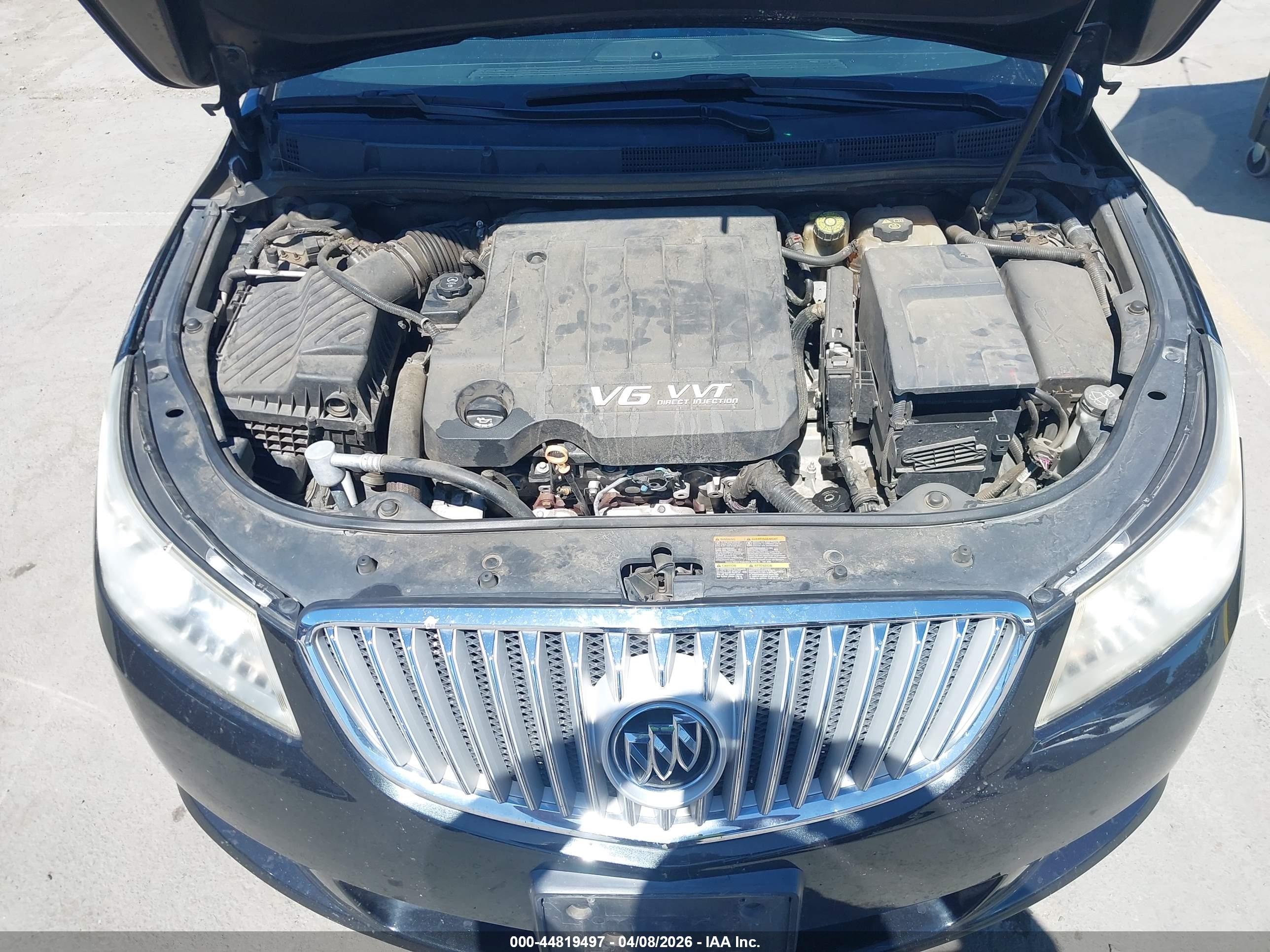 BUICK LACROSSE image 10
