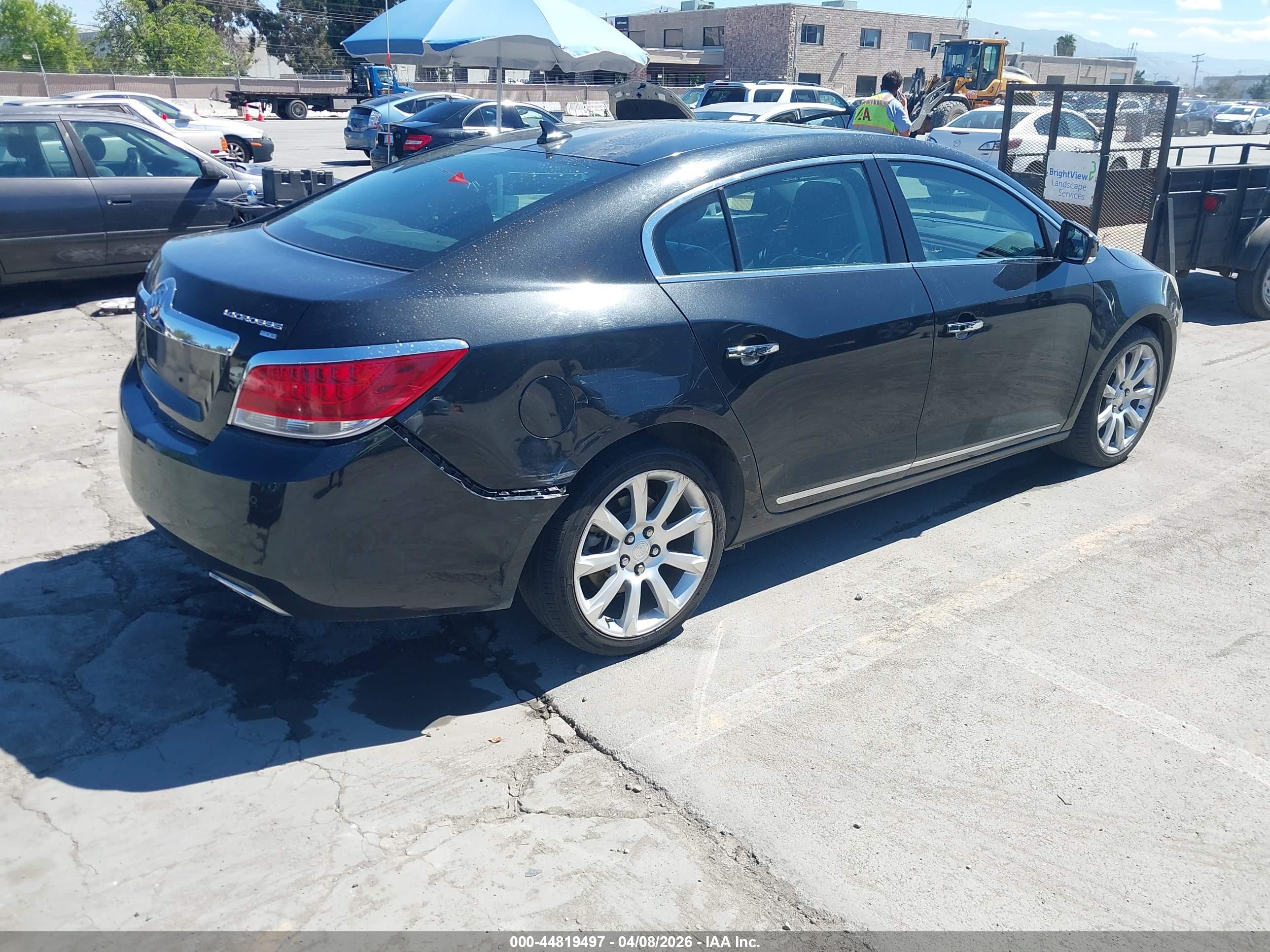 BUICK LACROSSE image 4