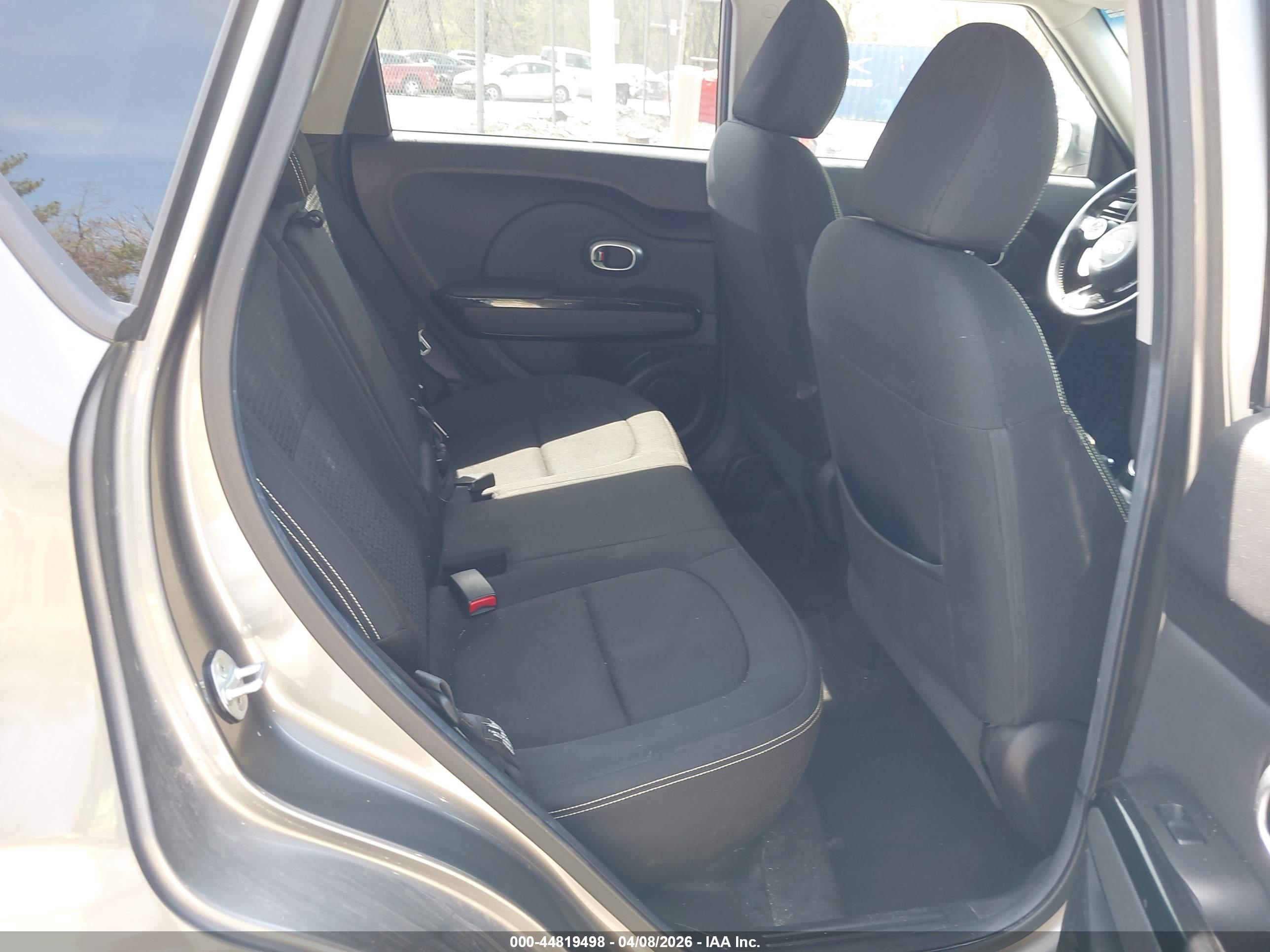 KIA SOUL image 8