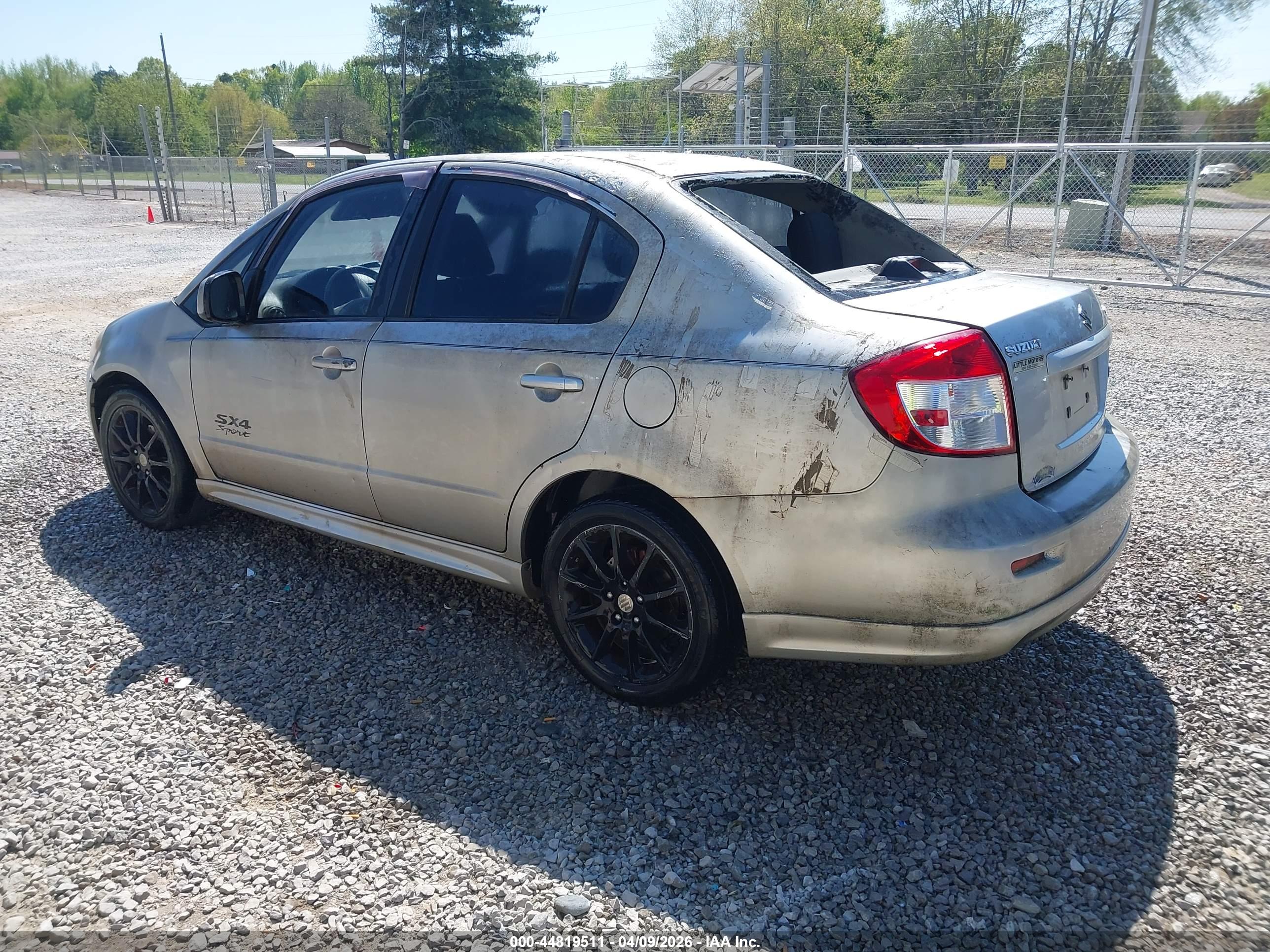 SUZUKI SX4 image 3