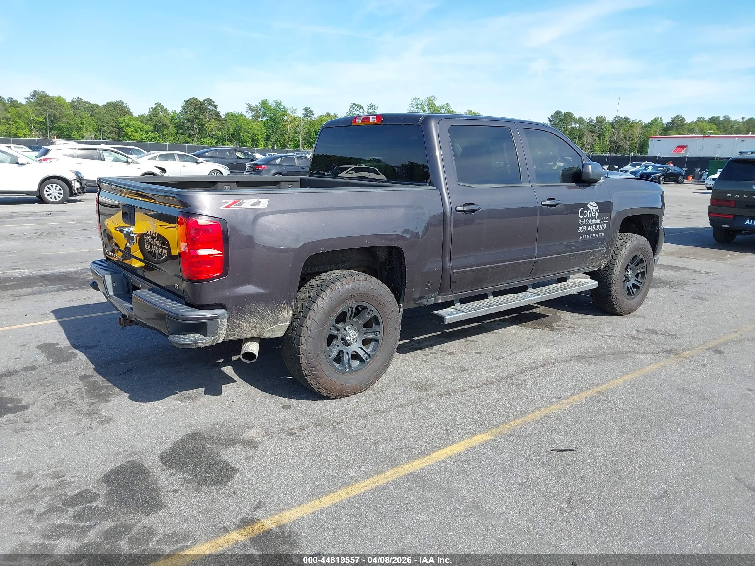 CHEVROLET SILVERADO image 4