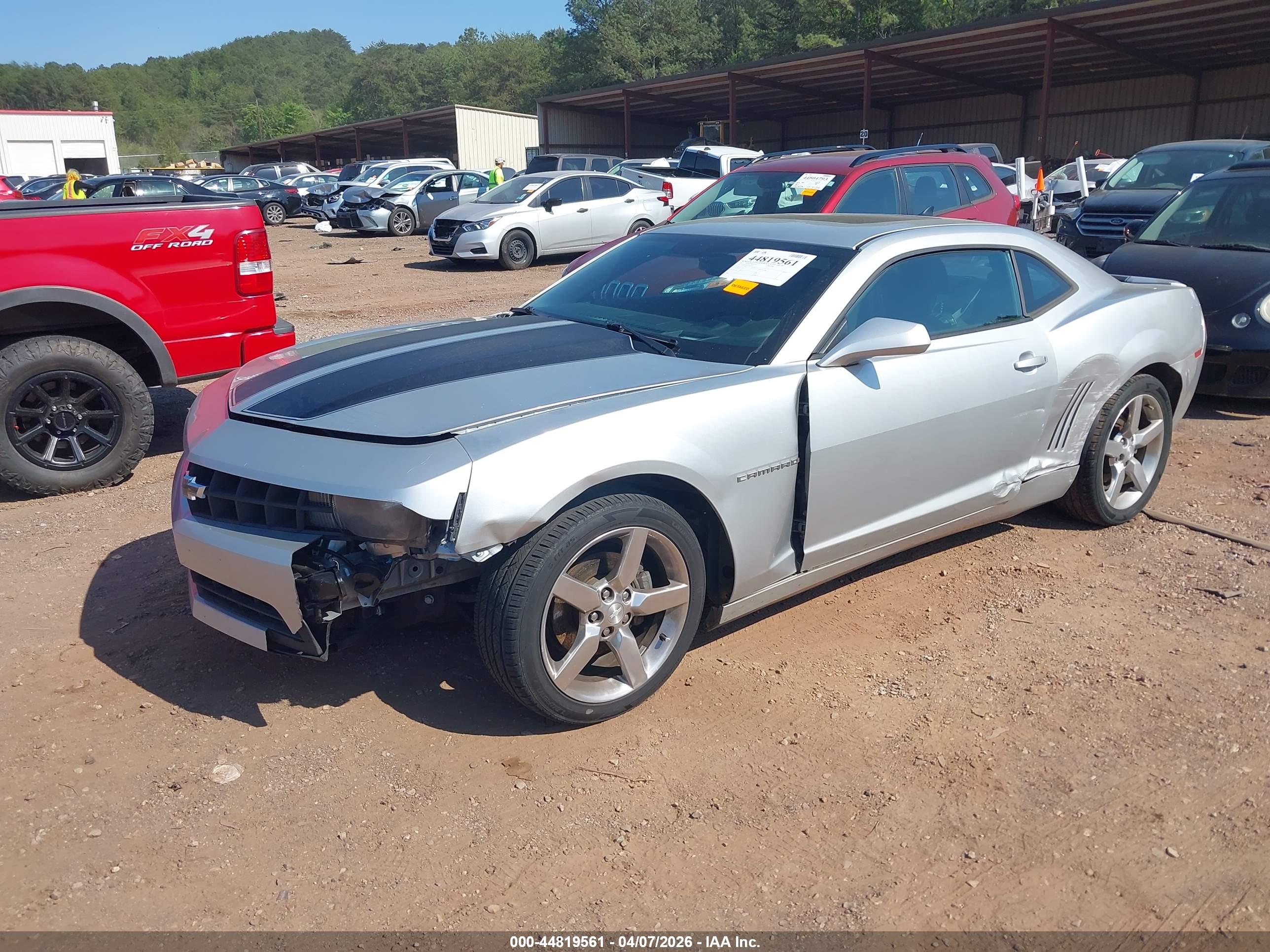 CHEVROLET CAMARO image 2