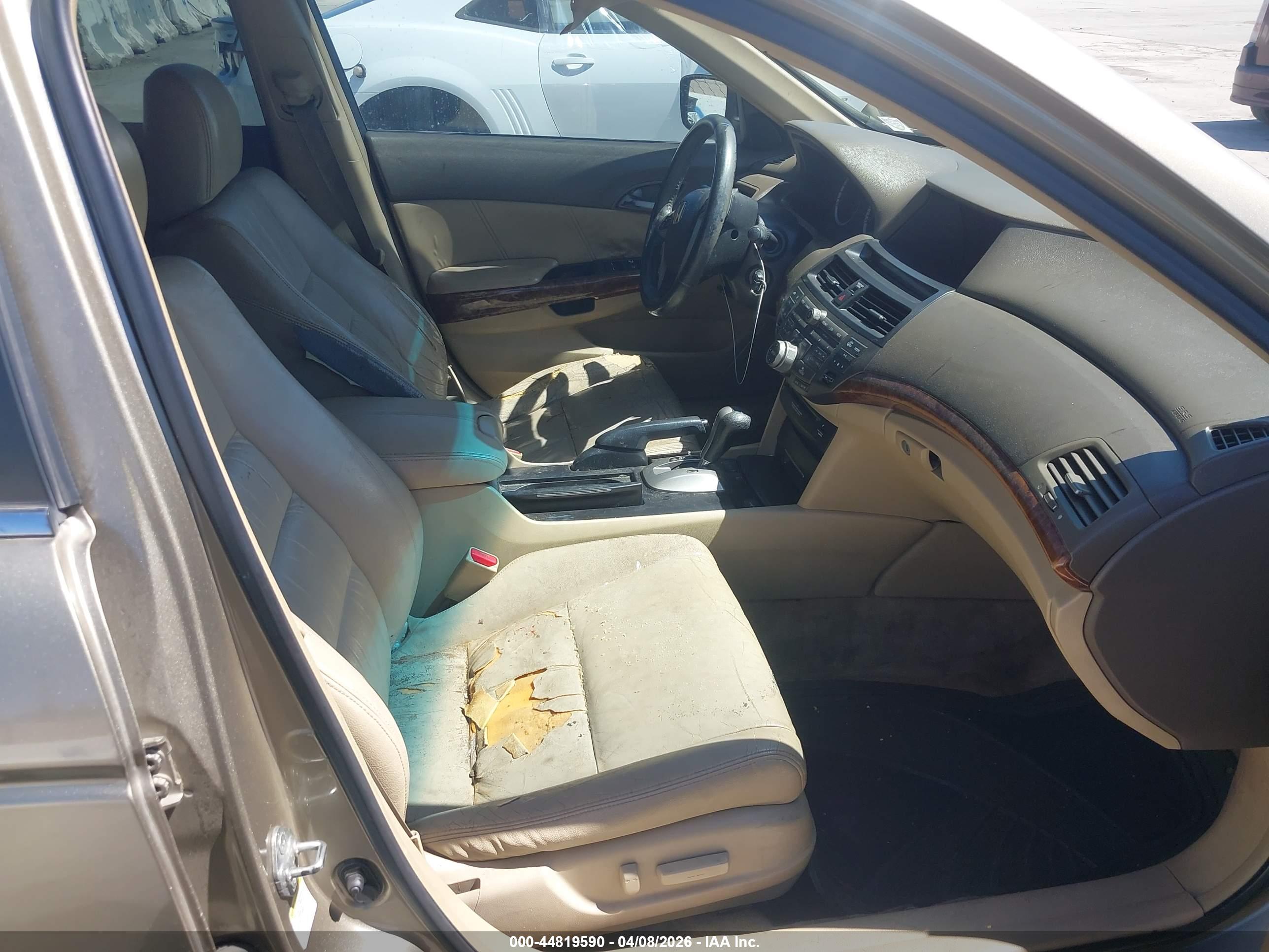 HONDA ACCORD image 5