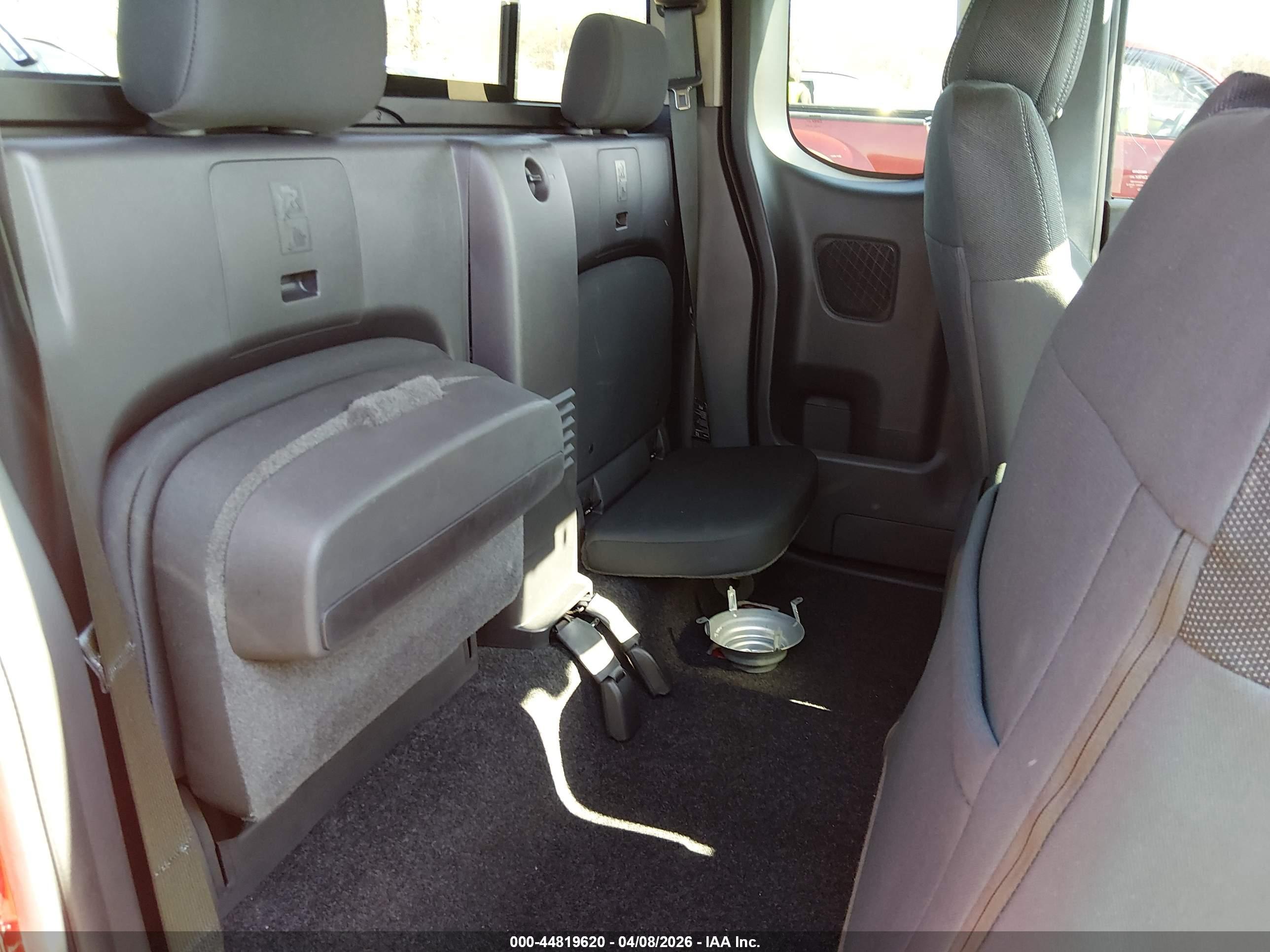 NISSAN FRONTIER image 8