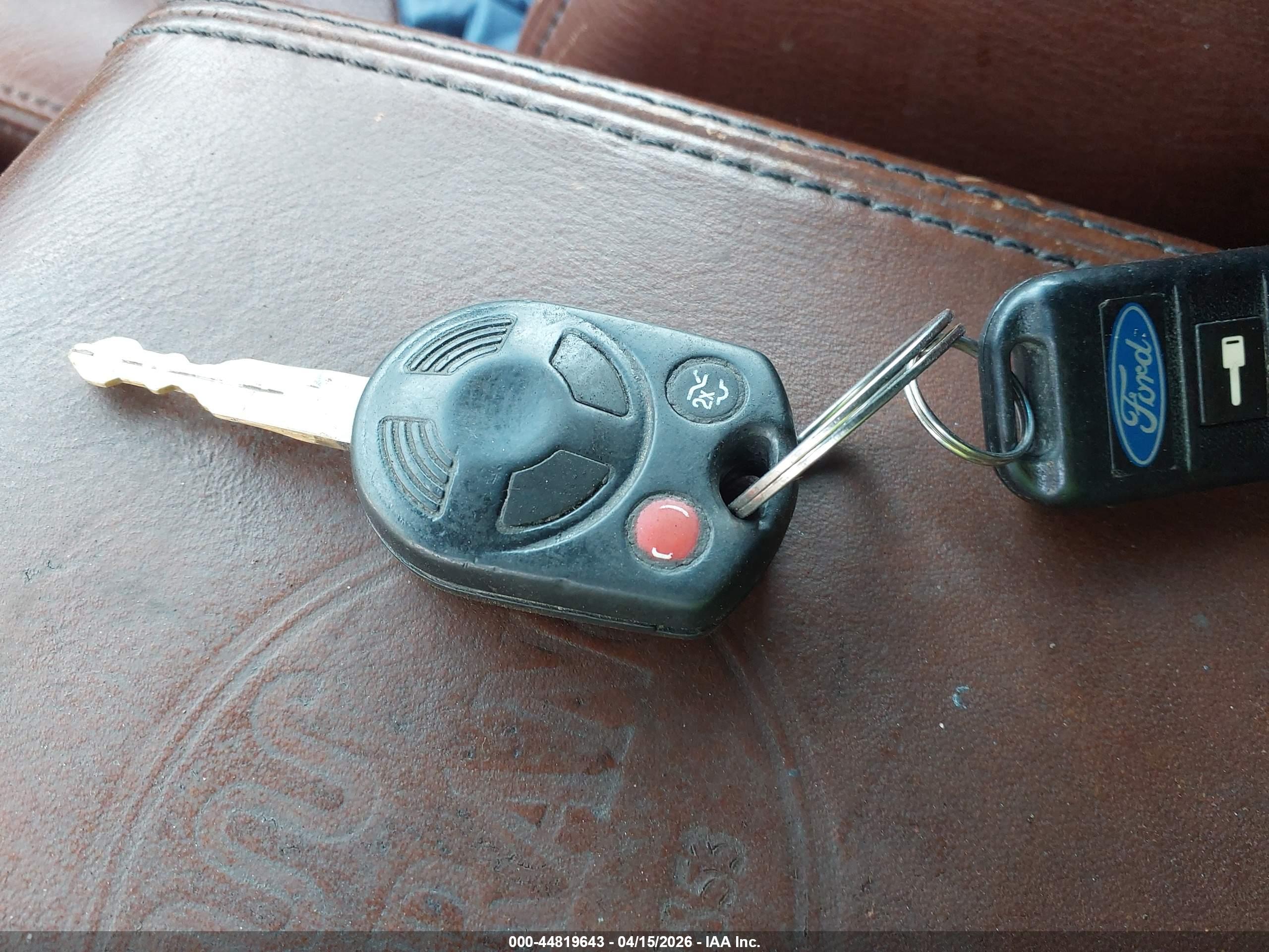 FORD EXPEDITION image 11
