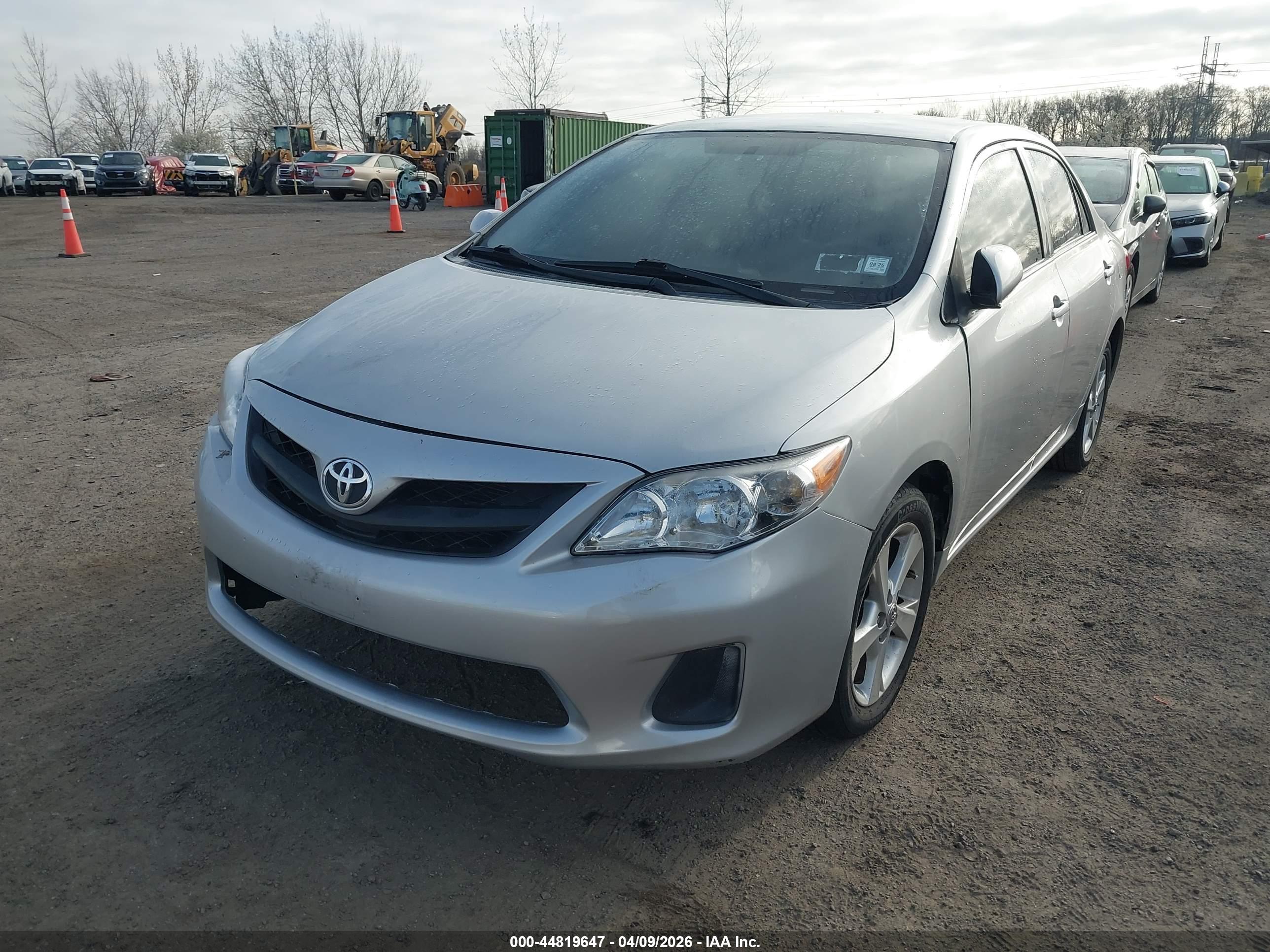 TOYOTA COROLLA image 6