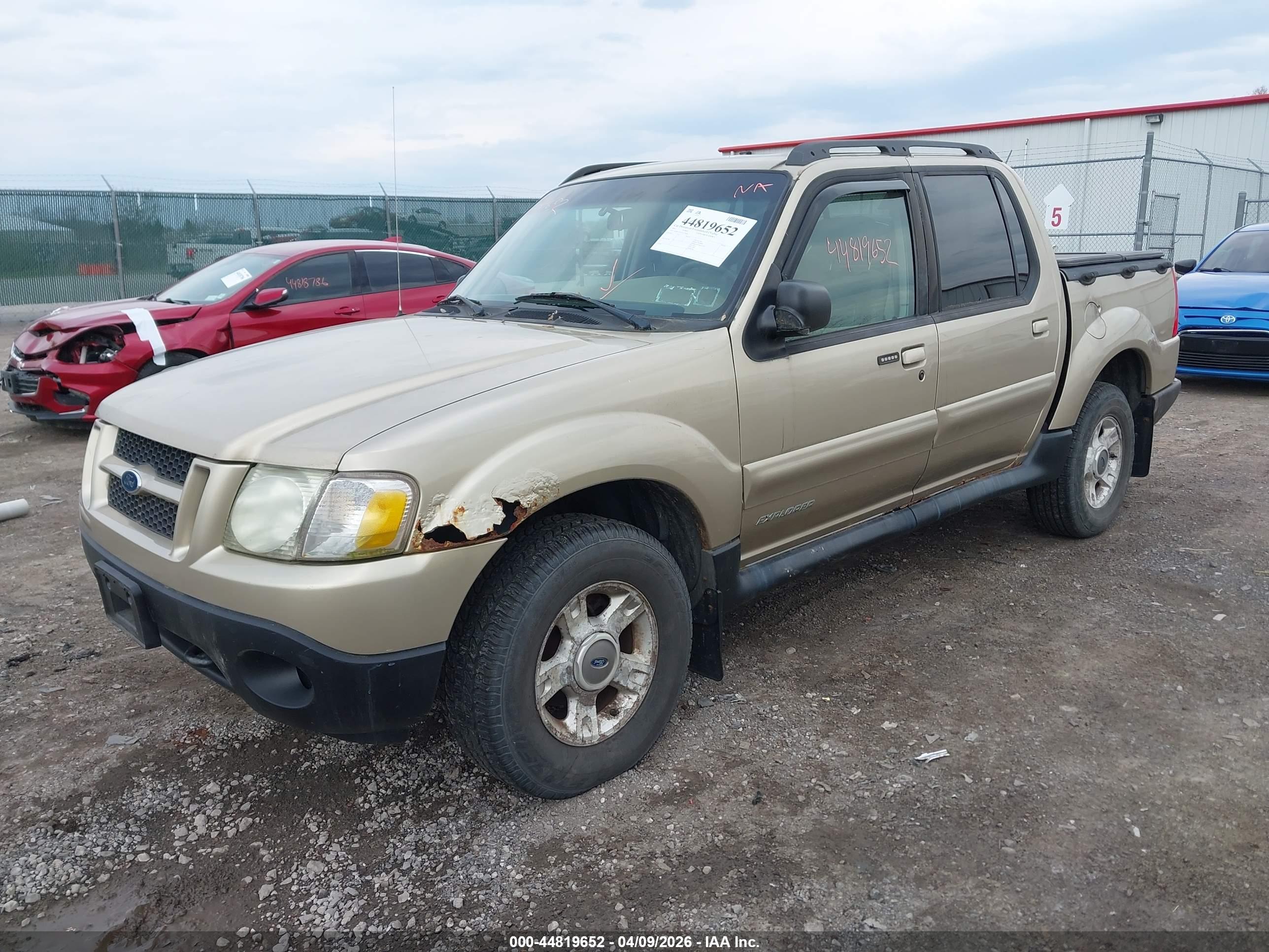 FORD EXPLORER image 2