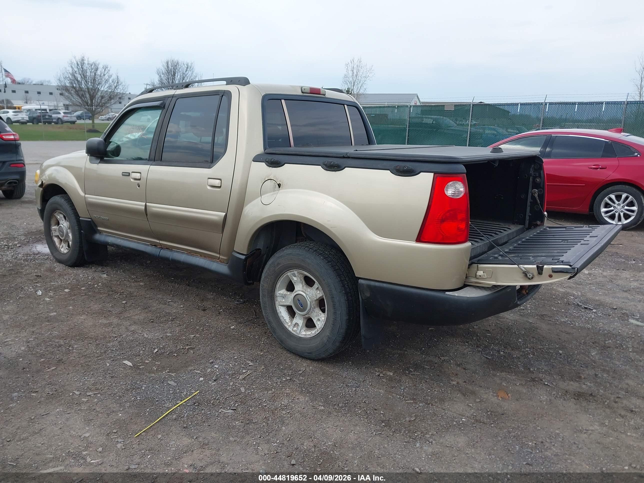 FORD EXPLORER image 3