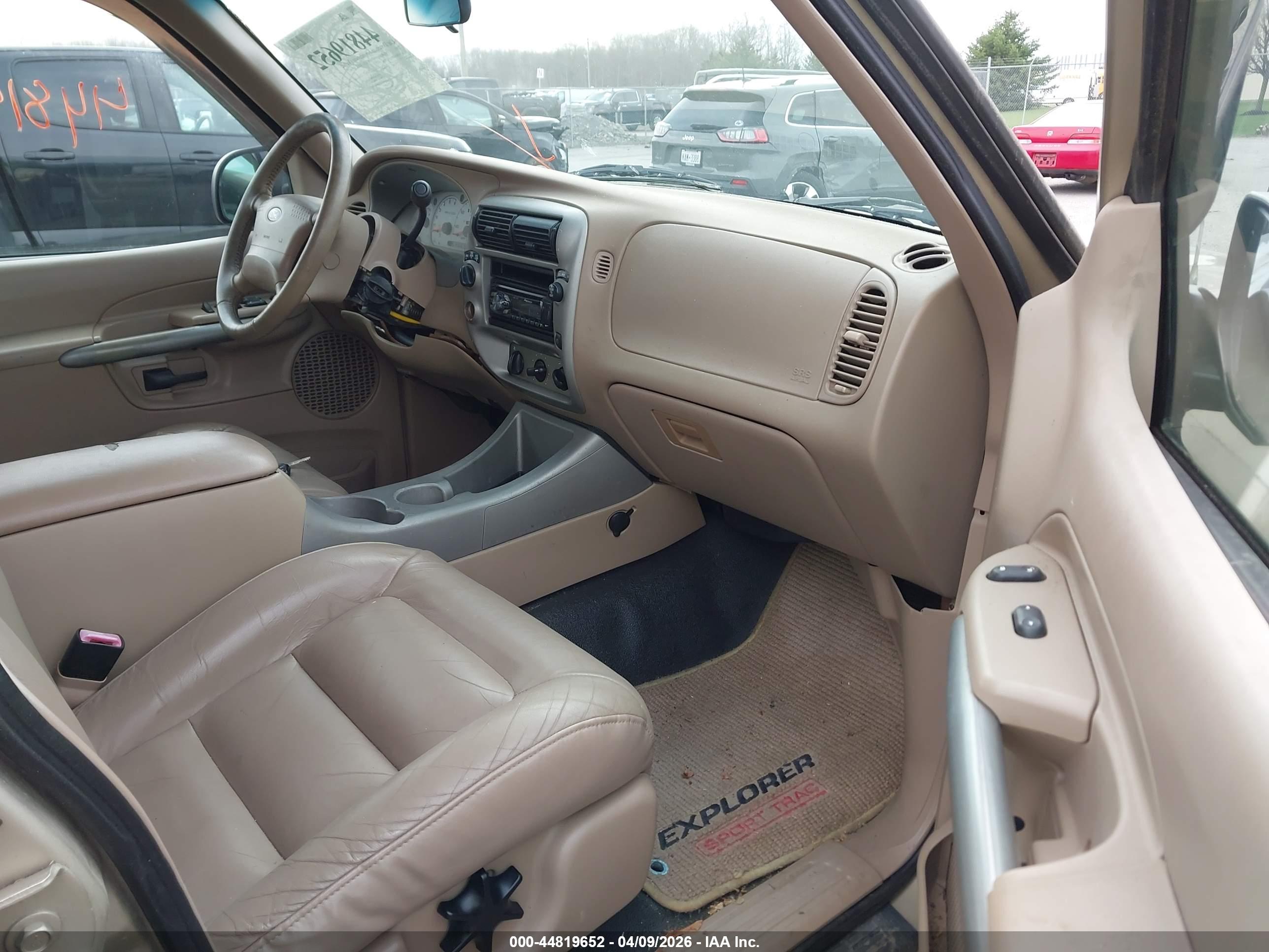 FORD EXPLORER image 5