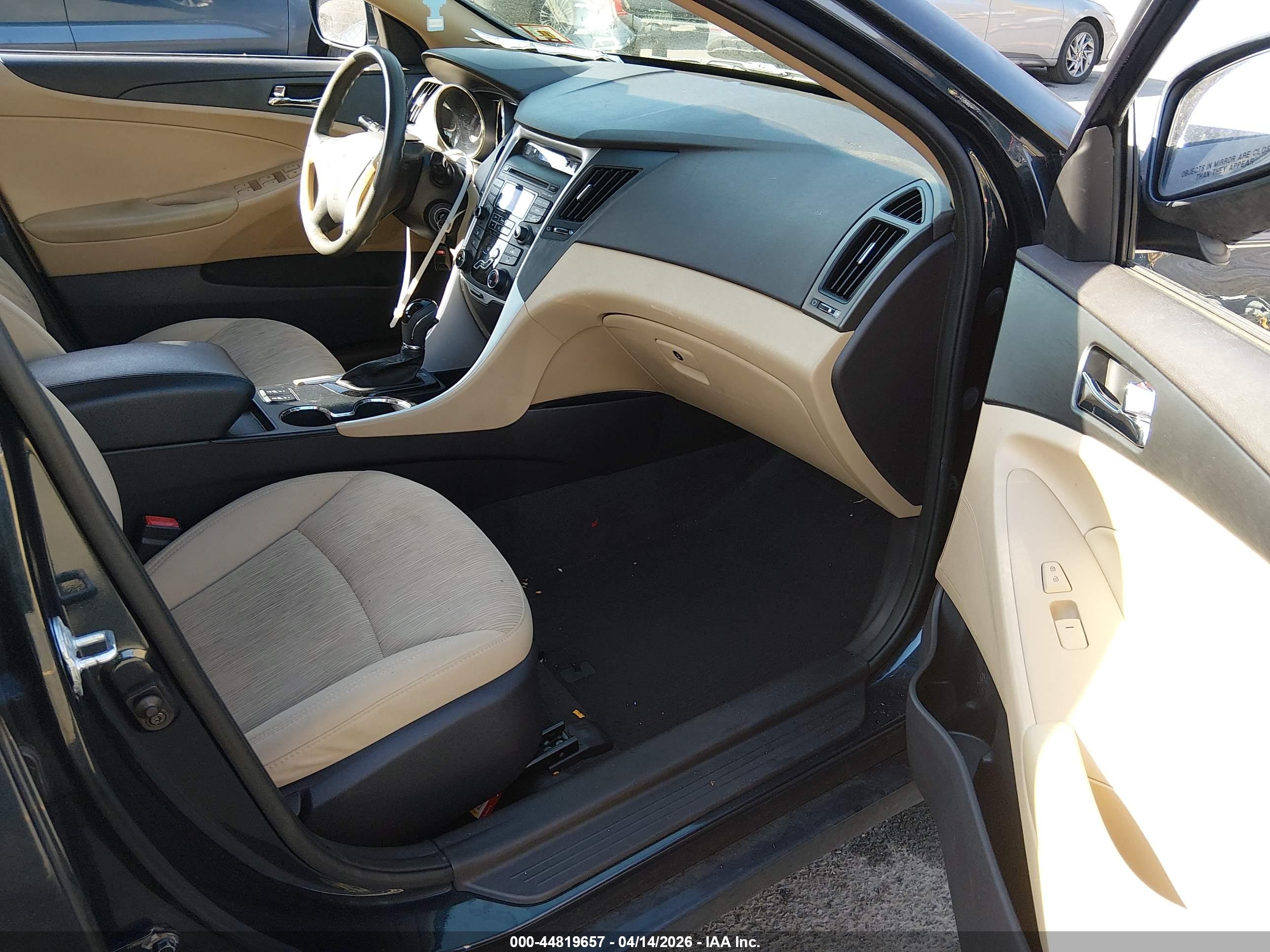 HYUNDAI SONATA image 5