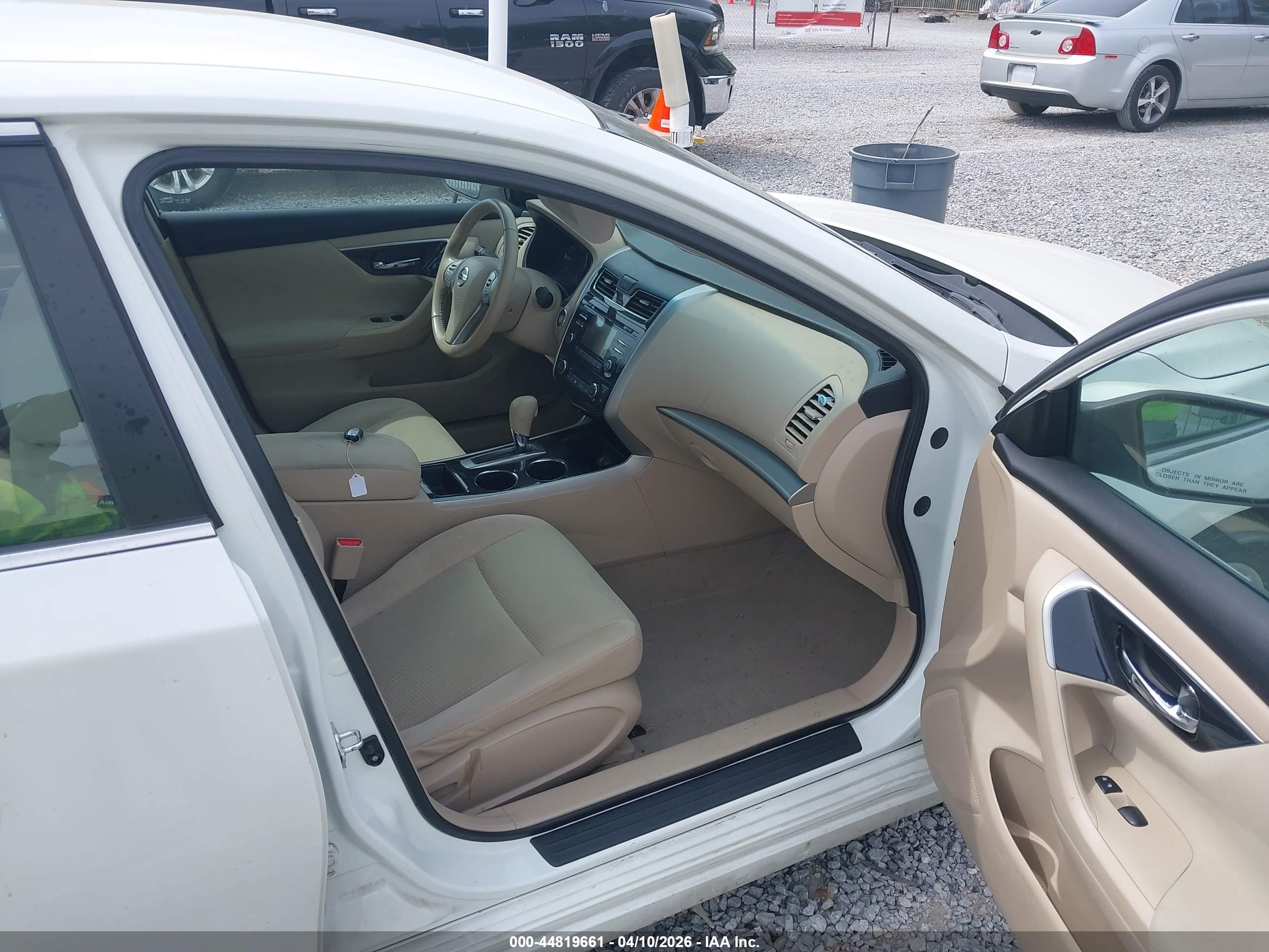 NISSAN ALTIMA image 5