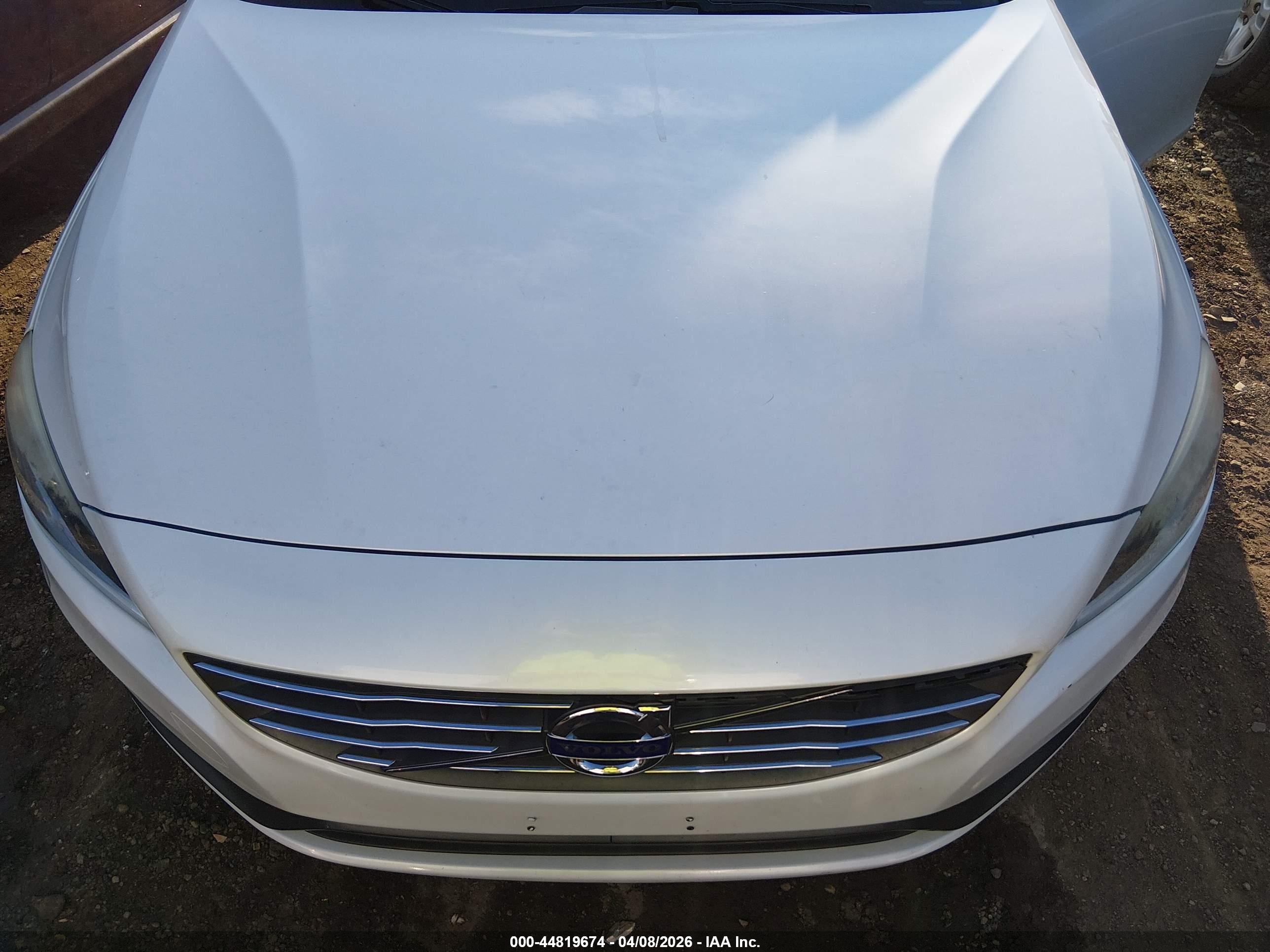 VOLVO S60 image 6