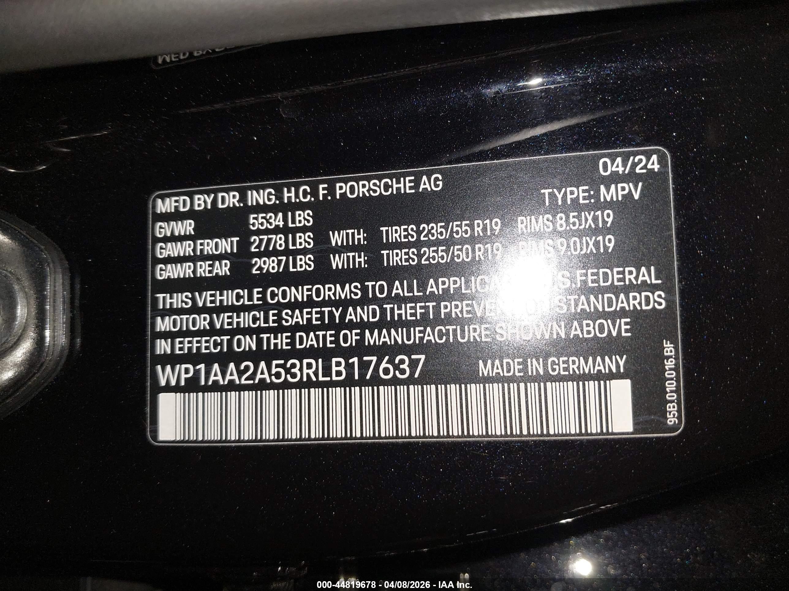 PORSCHE MACAN image 9