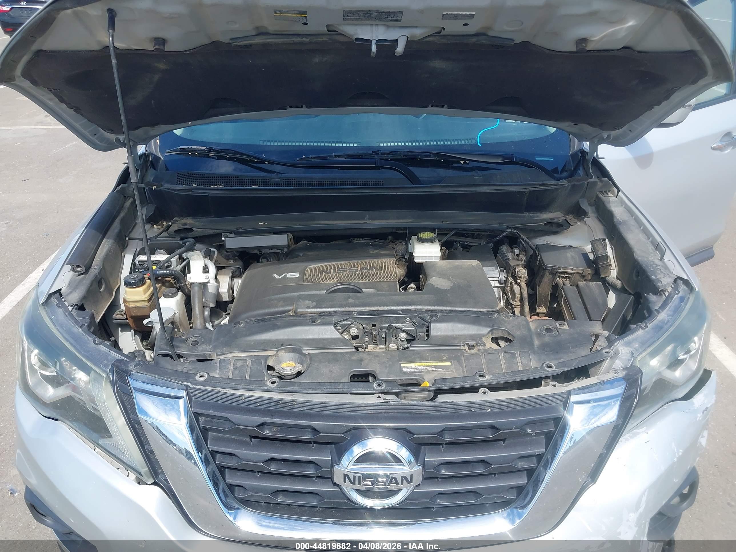 NISSAN PATHFINDER image 10