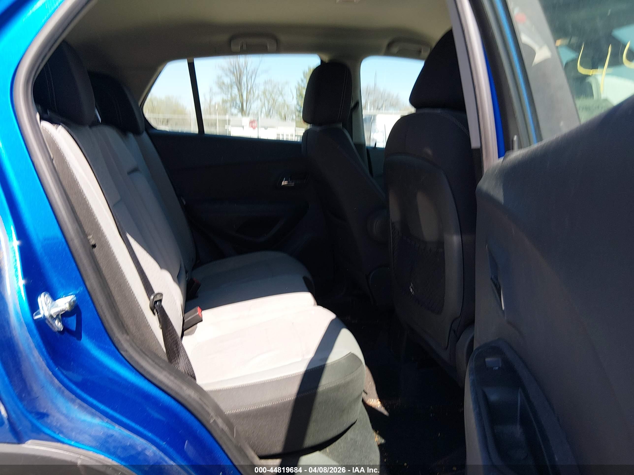 CHEVROLET TRAX image 8