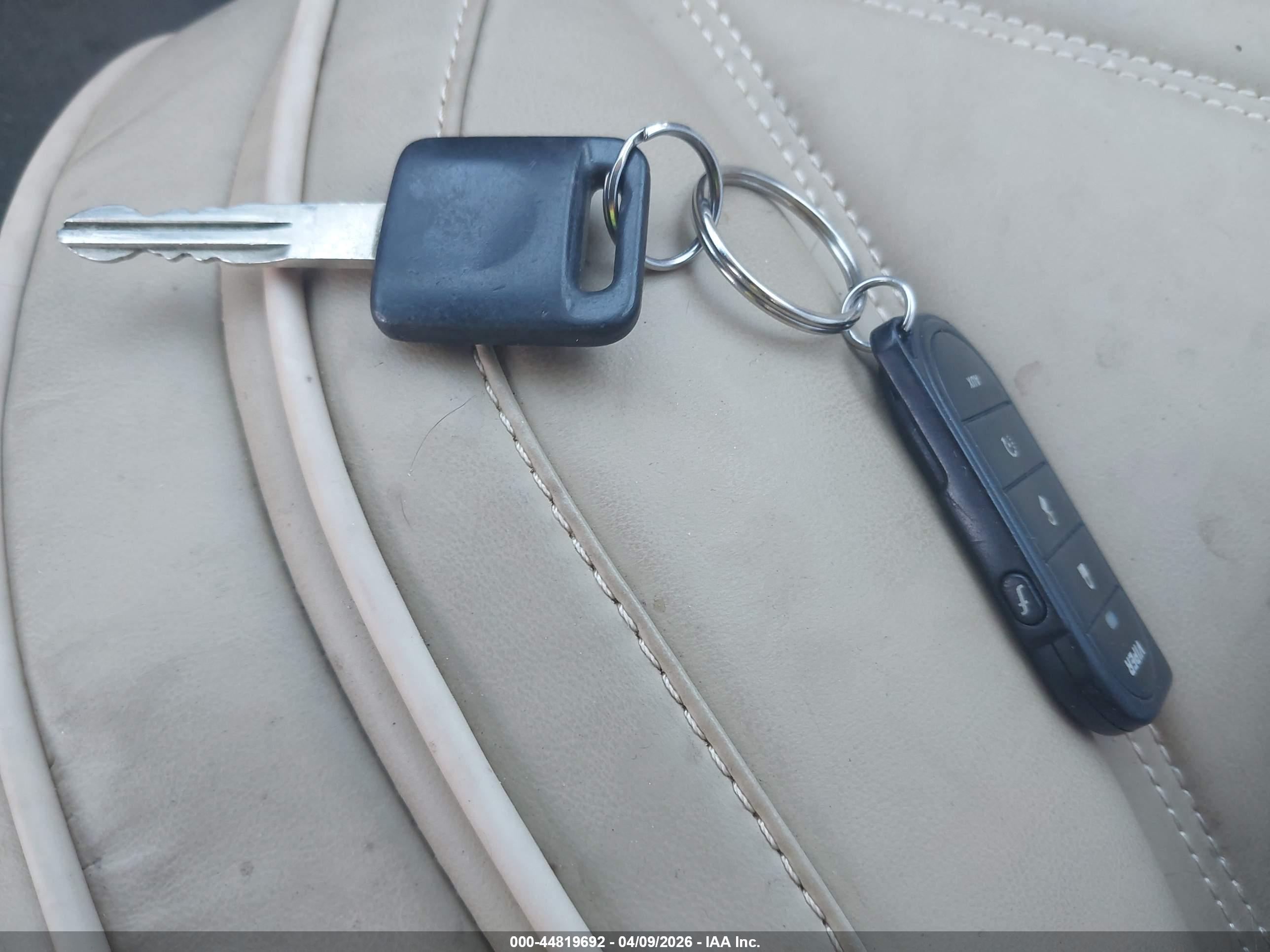 NISSAN FRONTIER image 11