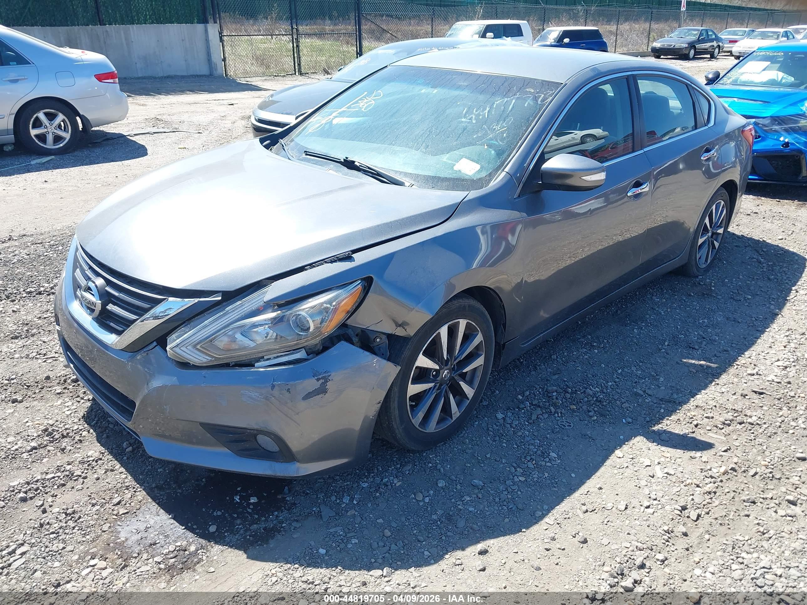 NISSAN ALTIMA image 2