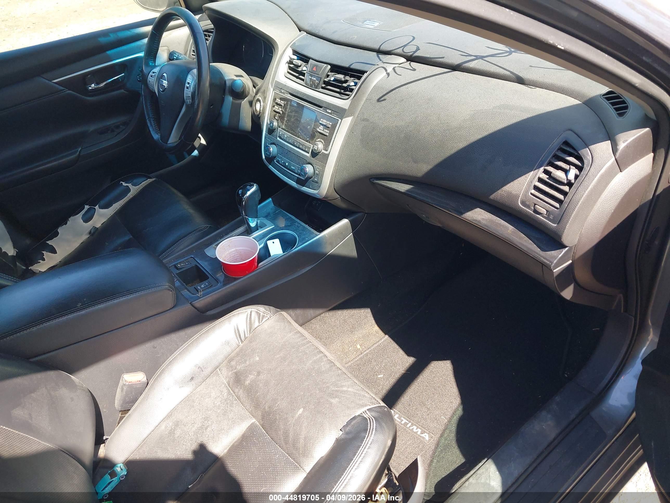 NISSAN ALTIMA image 5