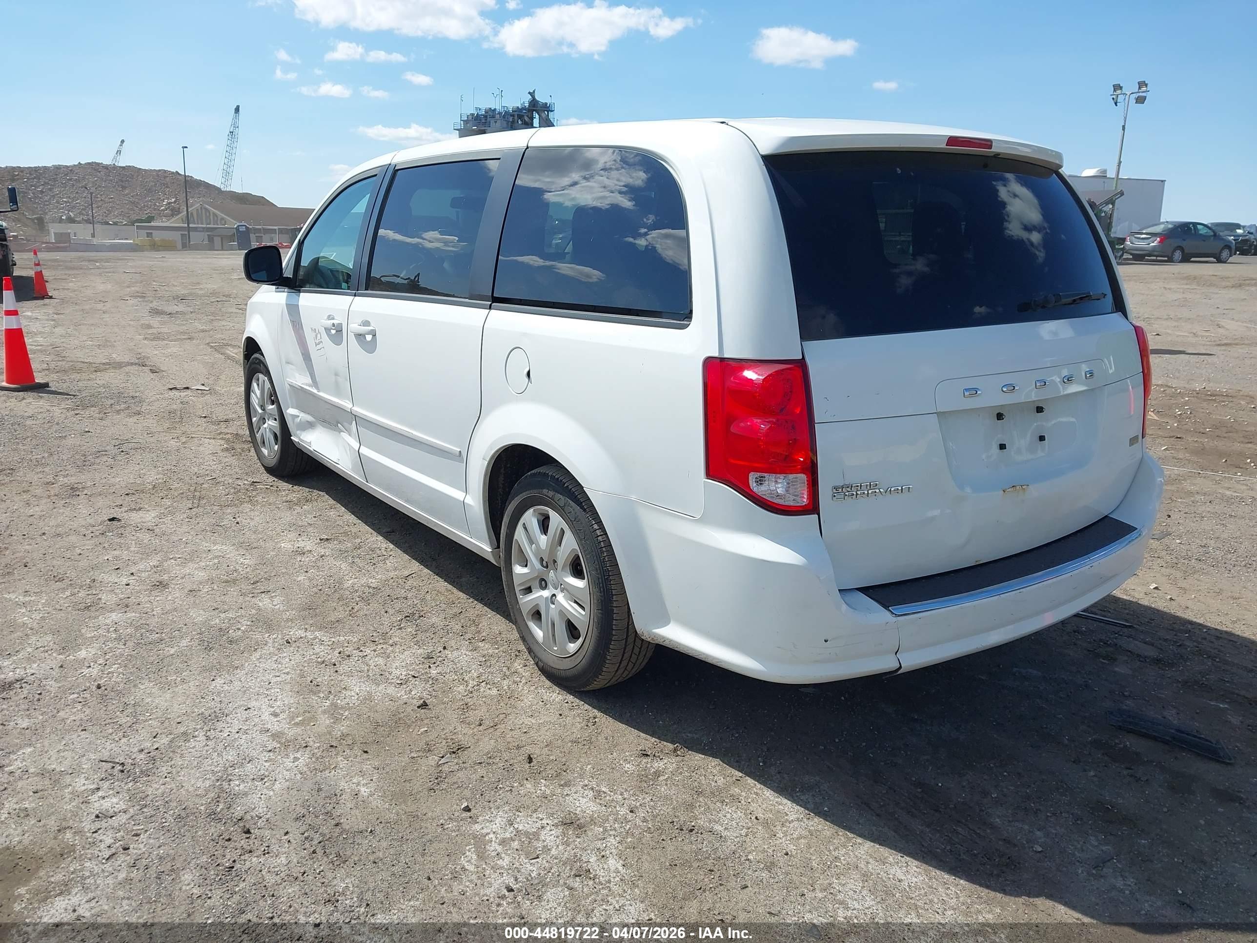 DODGE GRAND image 3