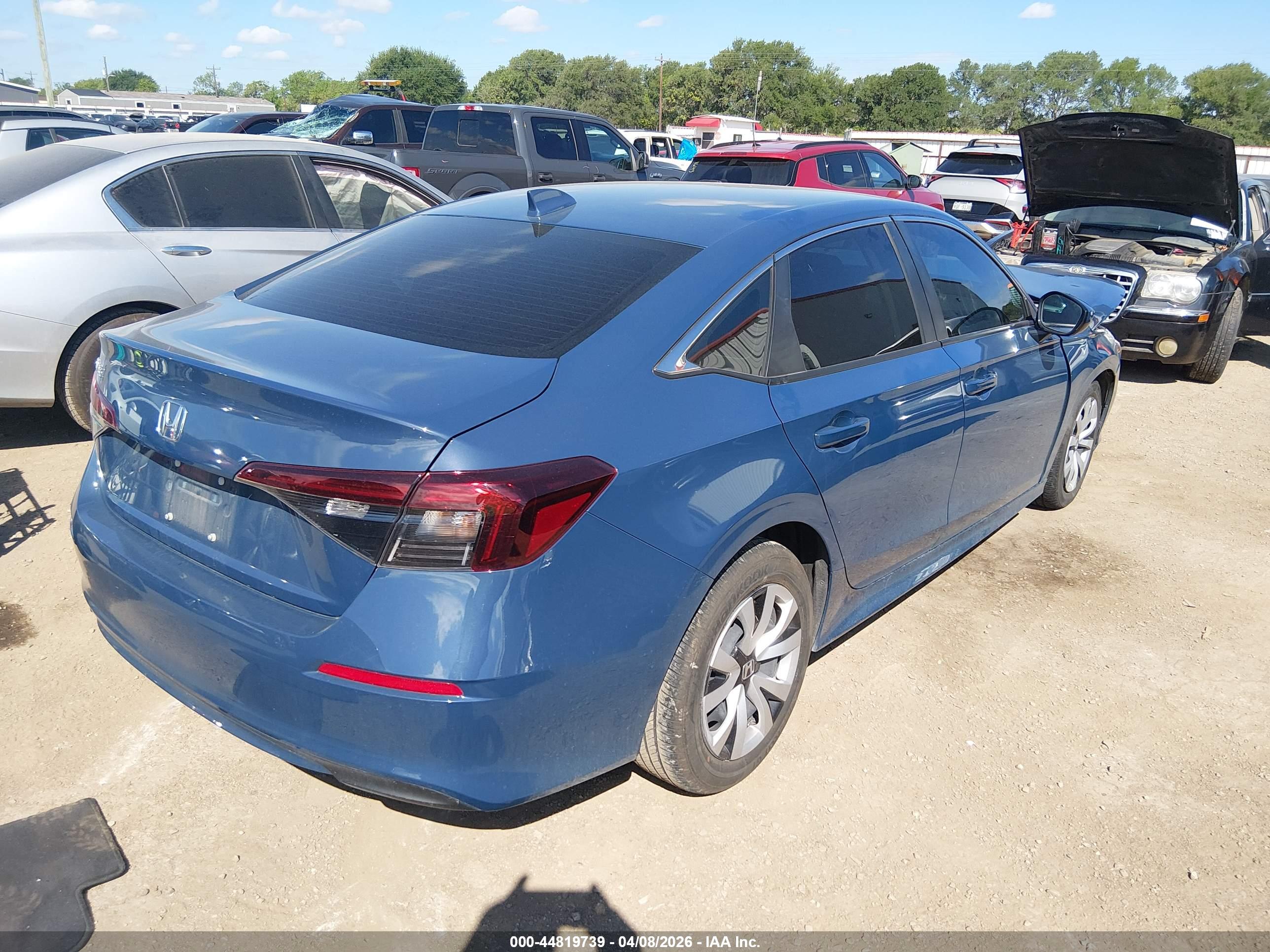 HONDA CIVIC image 4