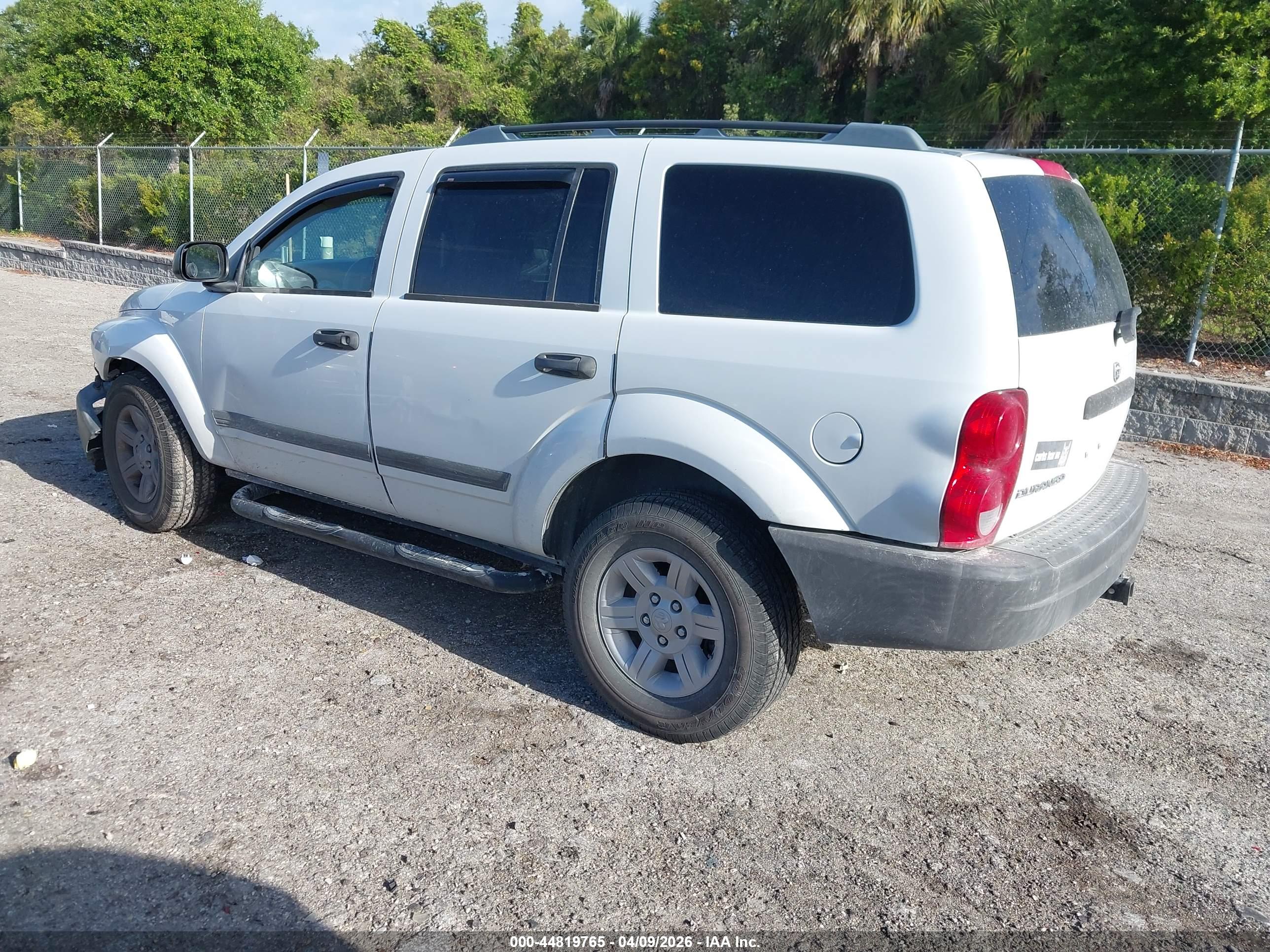DODGE DURANGO image 3