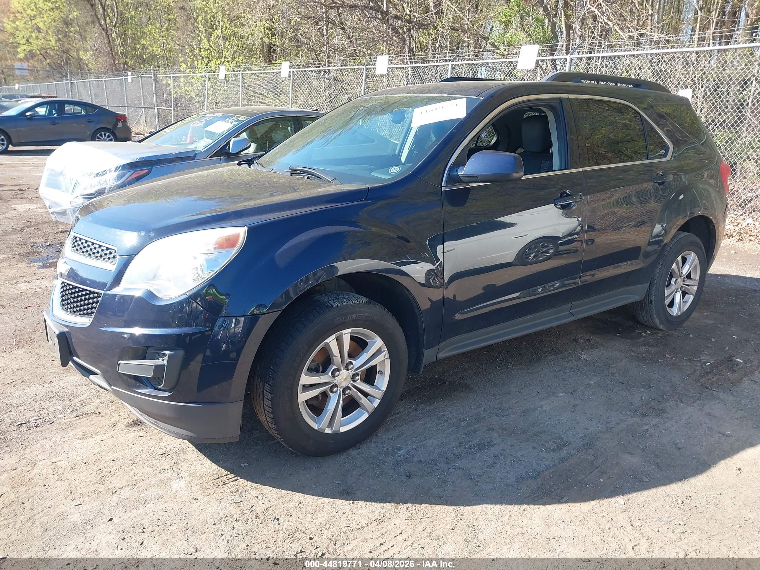 CHEVROLET EQUINOX image 2