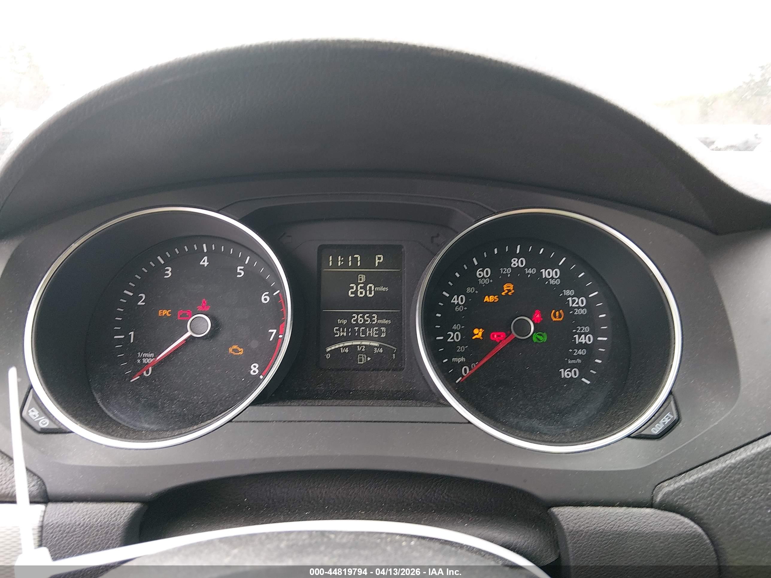VOLKSWAGEN JETTA image 7