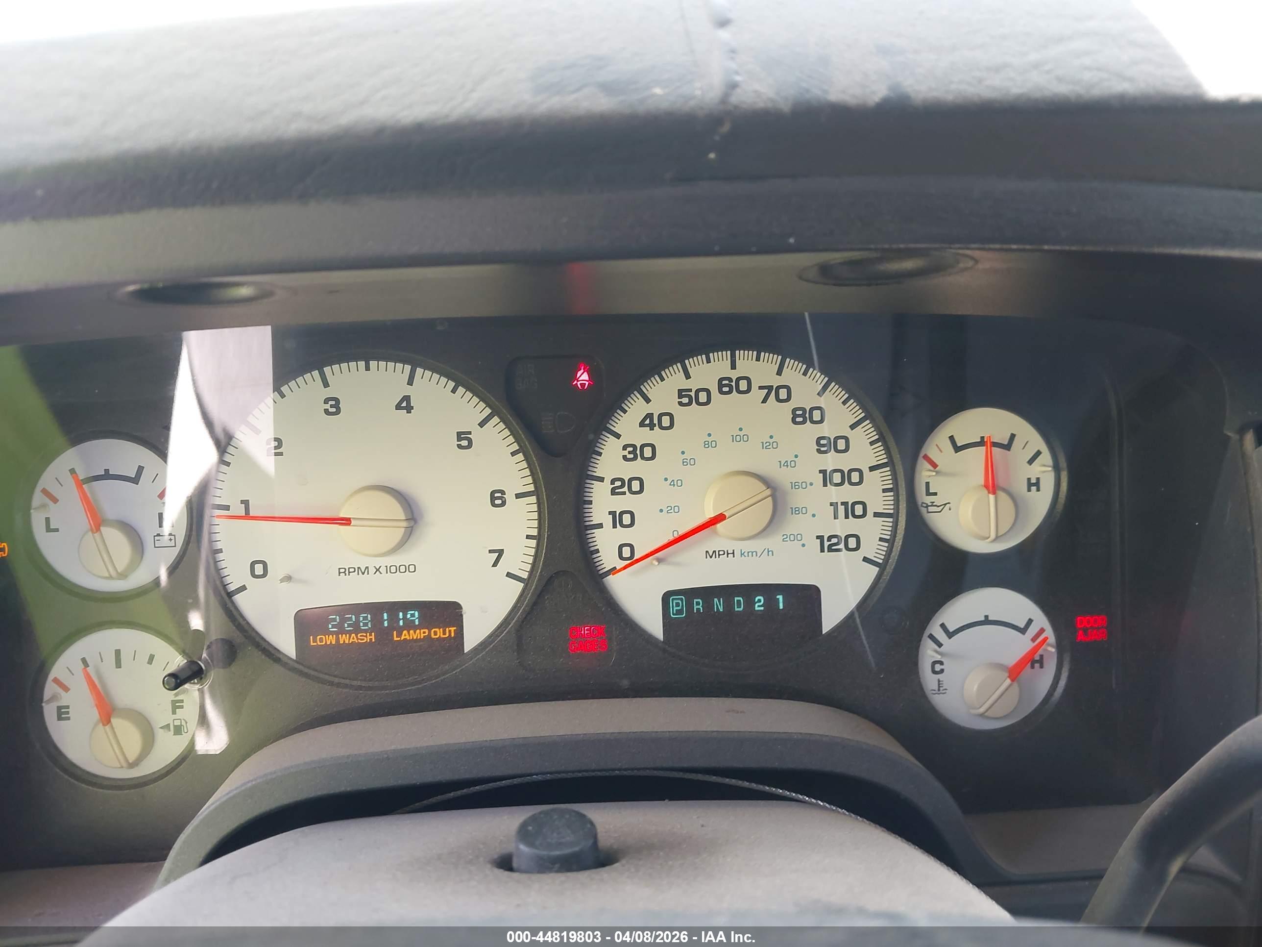 DODGE RAM image 7